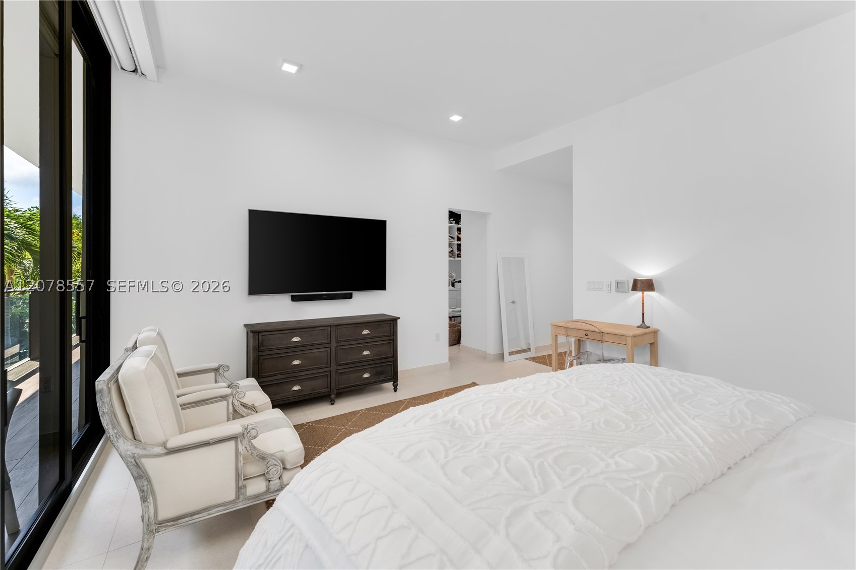 3581 E Glencoe St #202 Miami, FL 33133
