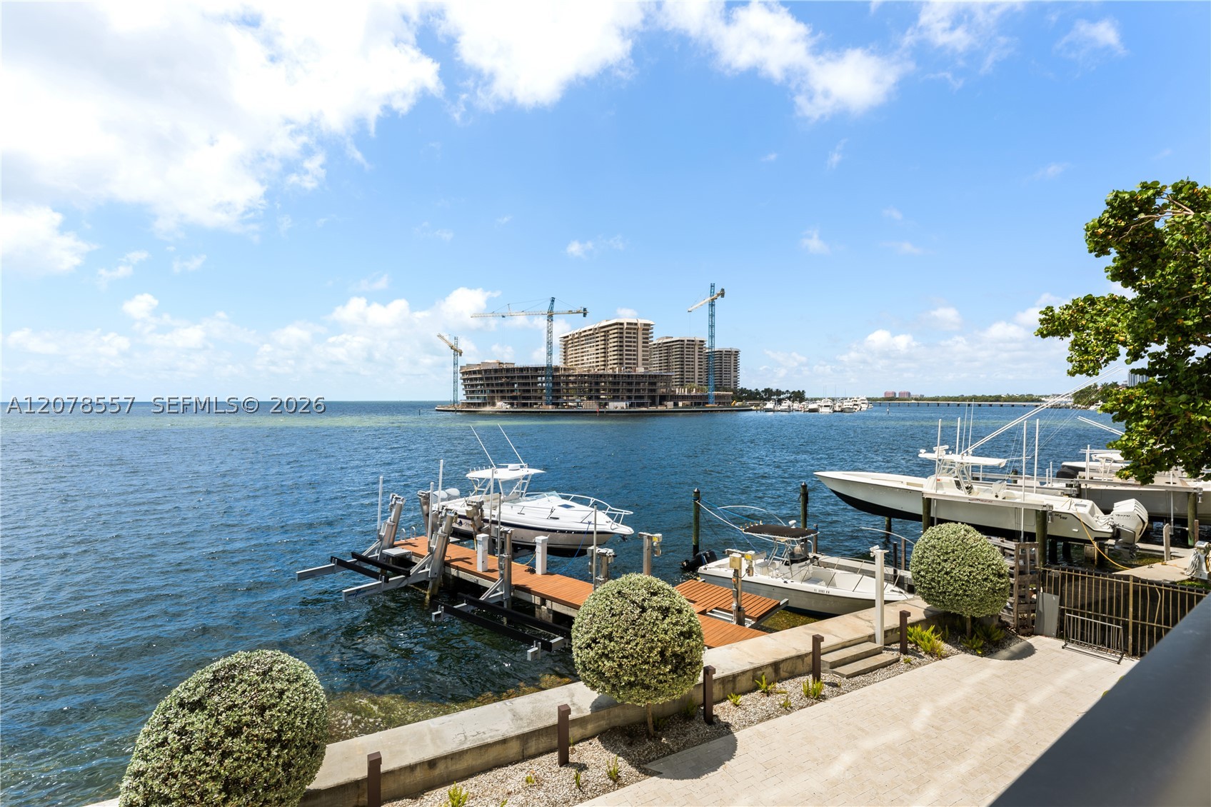 3581 E Glencoe St #202 Miami, FL 33133