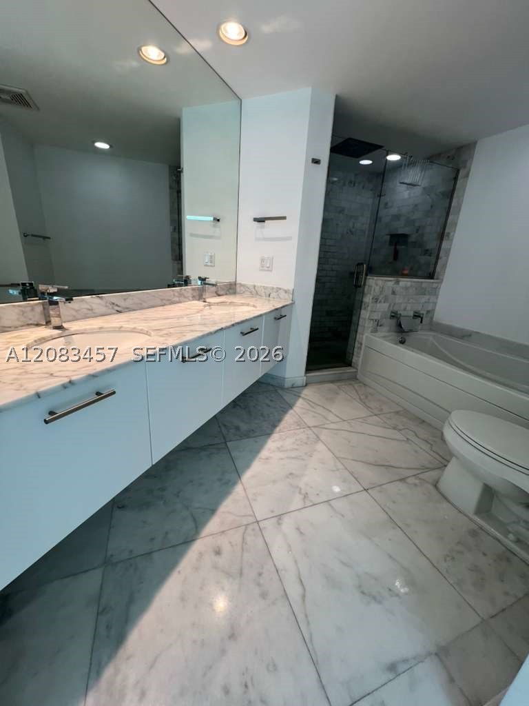 image 500 Brickell West11