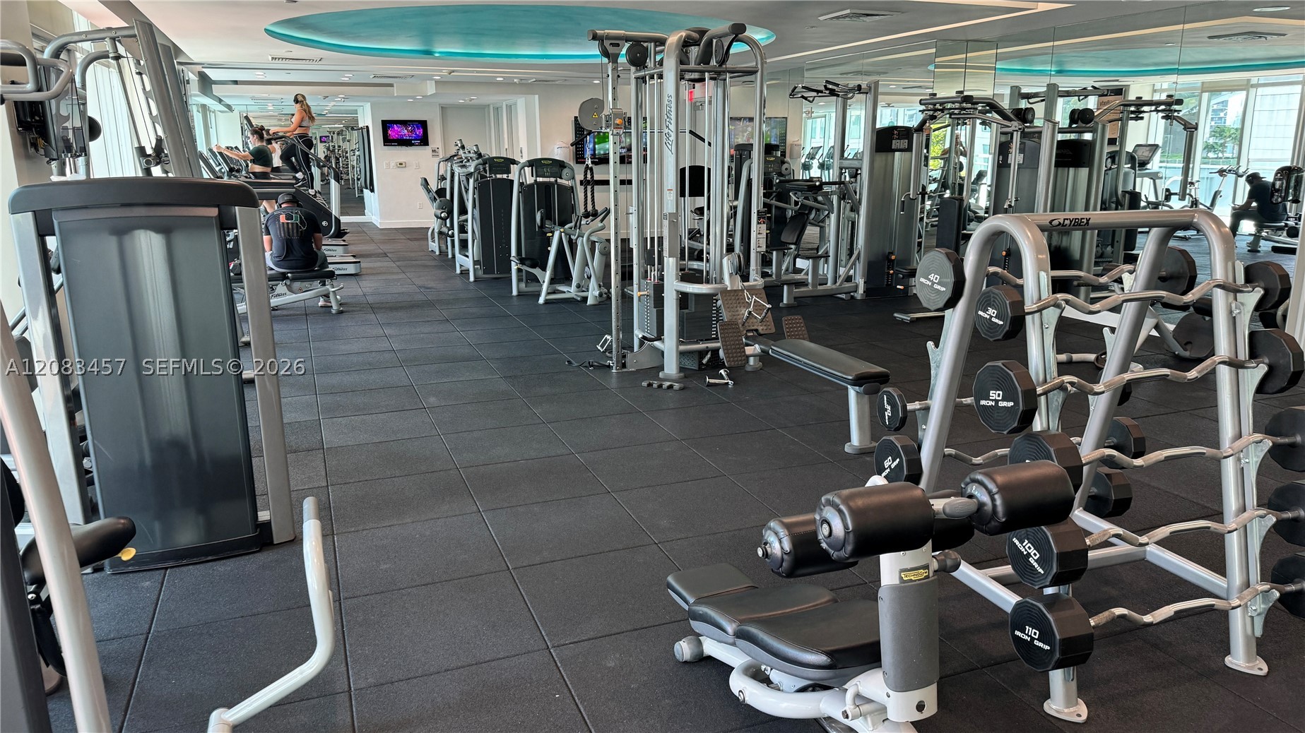 image 500 Brickell West24