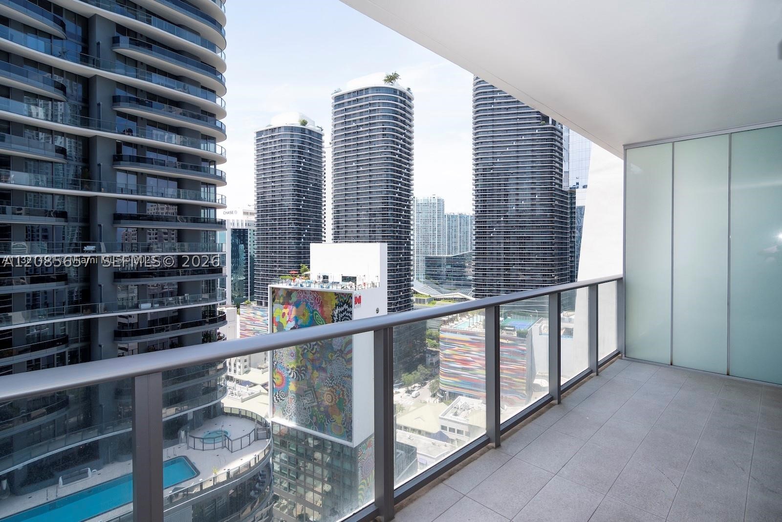 image 1010 Brickell12