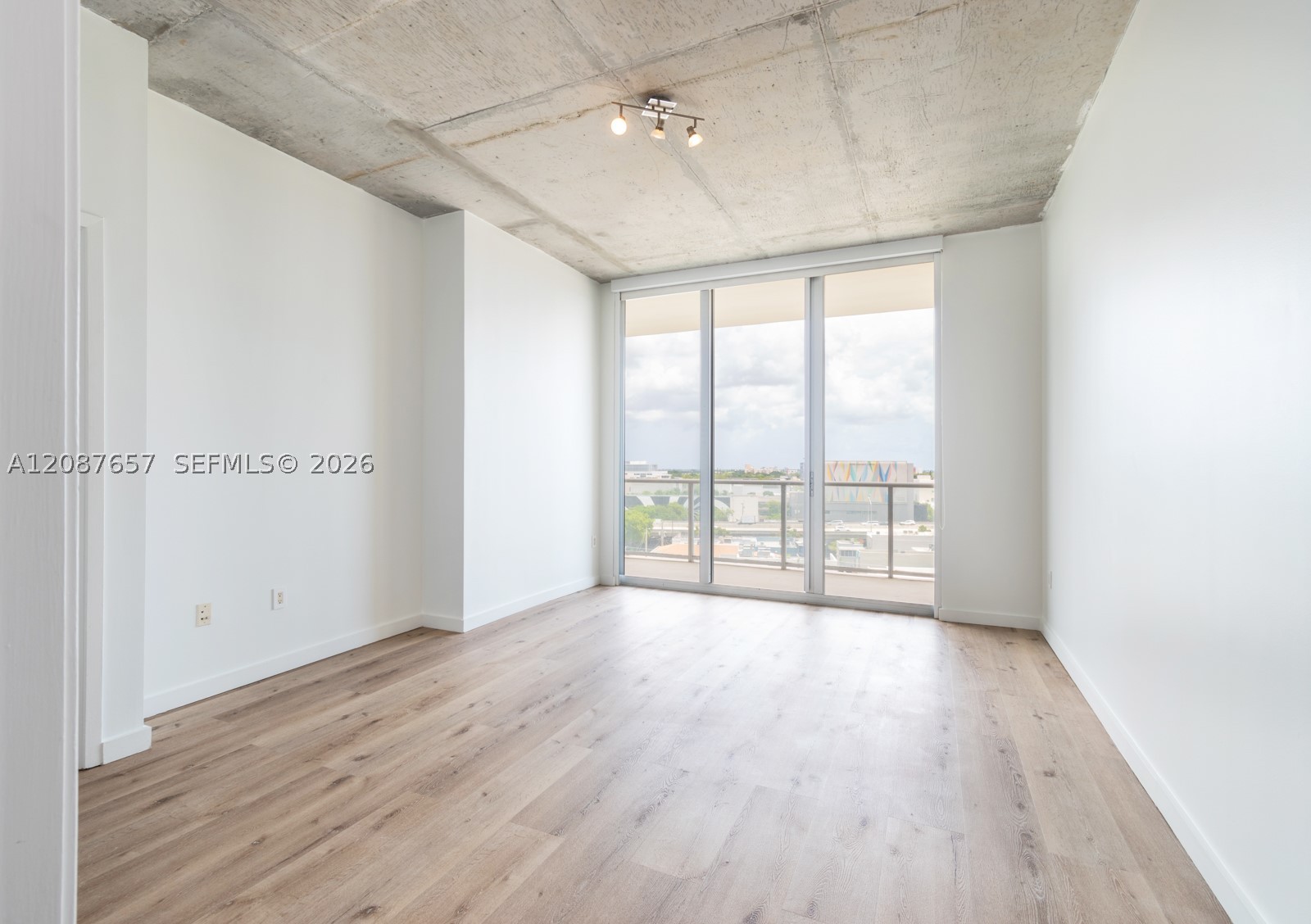 image 2 Midtown18