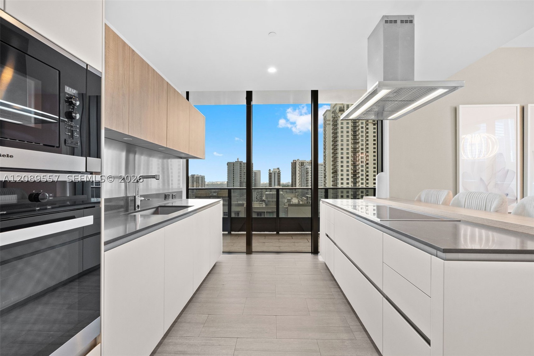 image Brickell Flatiron10