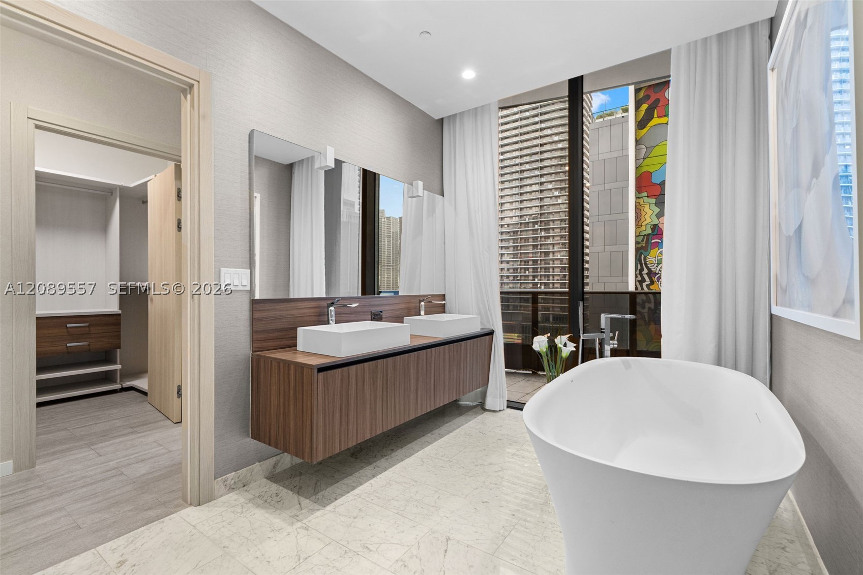 image Brickell Flatiron39