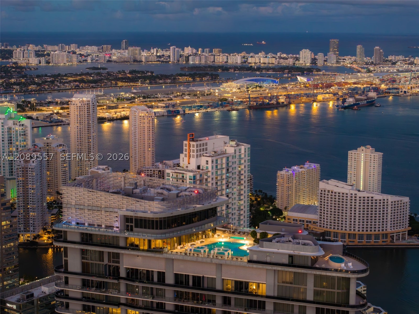 image Brickell Flatiron48