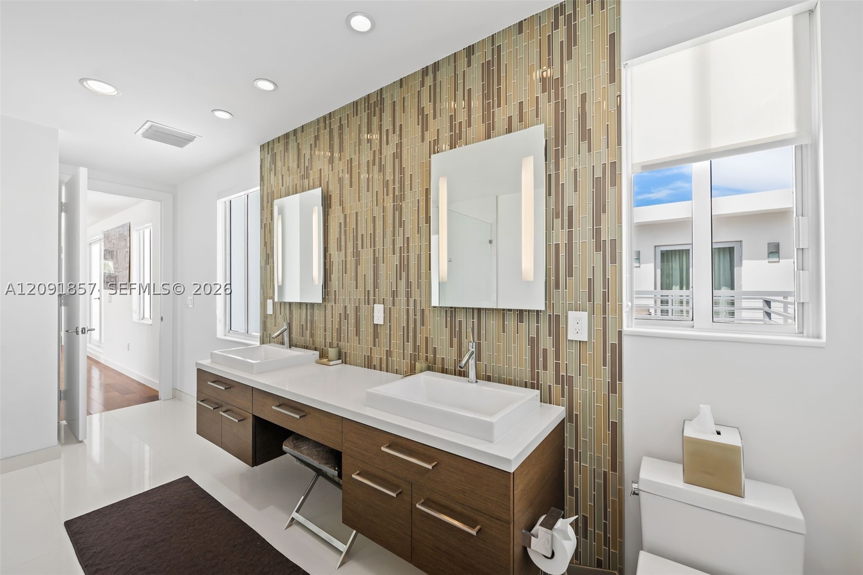 2317 N Atlantic Blvd Fort Lauderdale, FL 33305