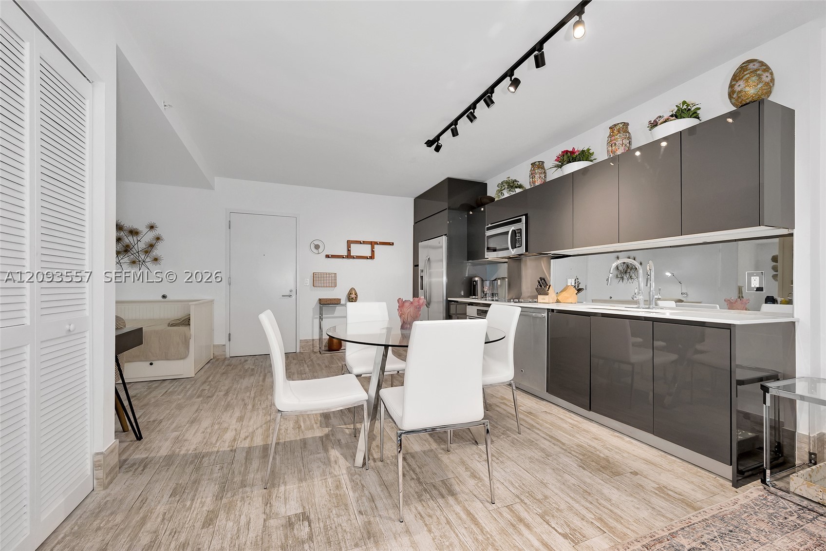 image MyBrickell13
