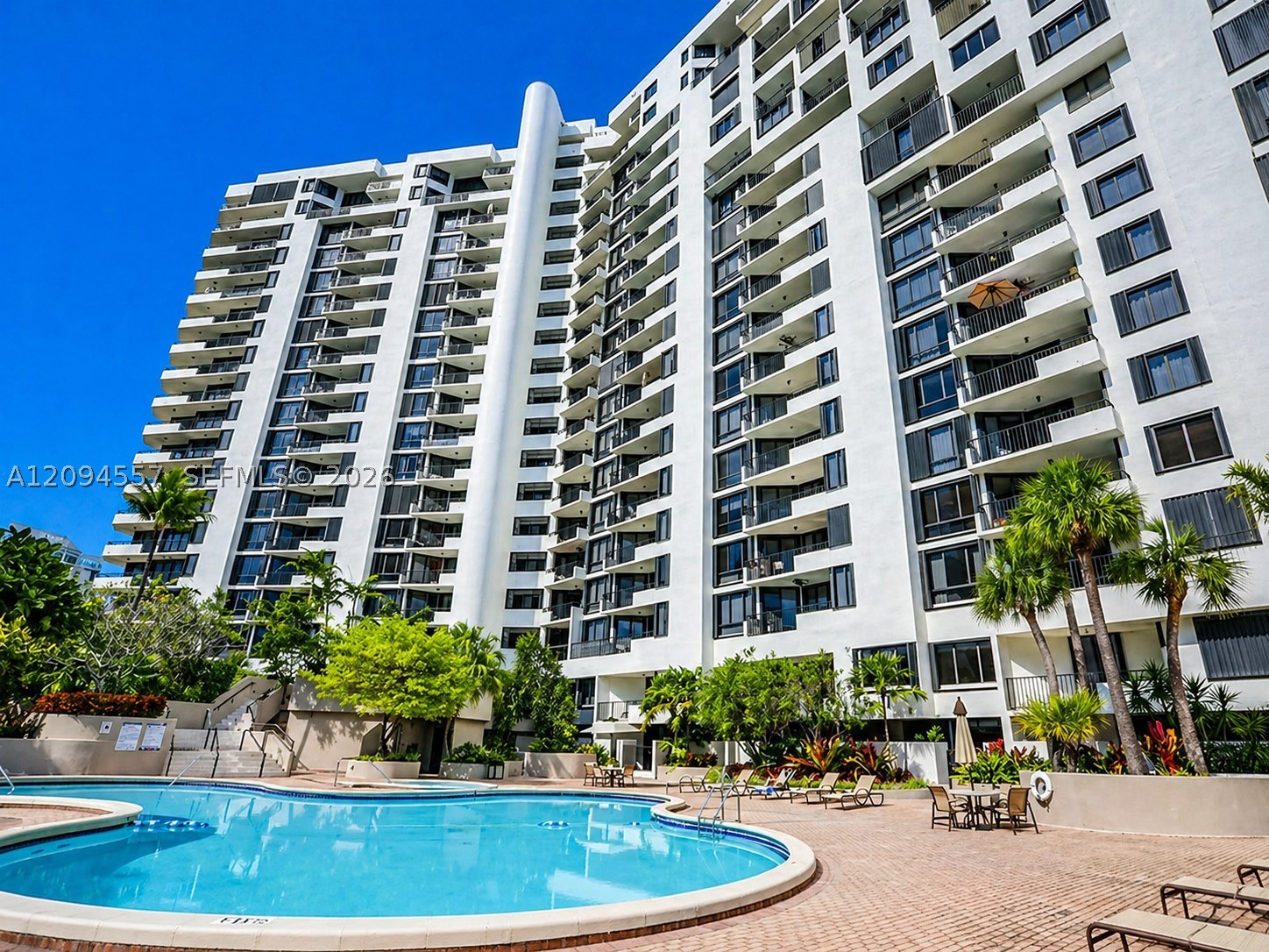 image Brickell Key One20