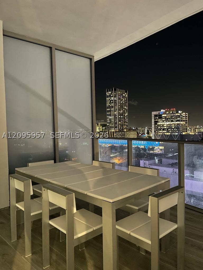 image Paramount Miami Worldcenter19