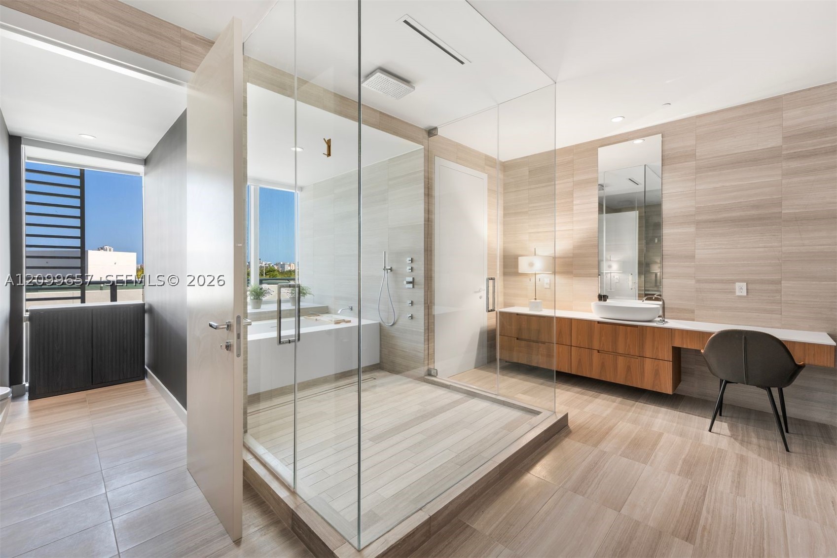 image Ritz-Carlton Residences Miami Beach18