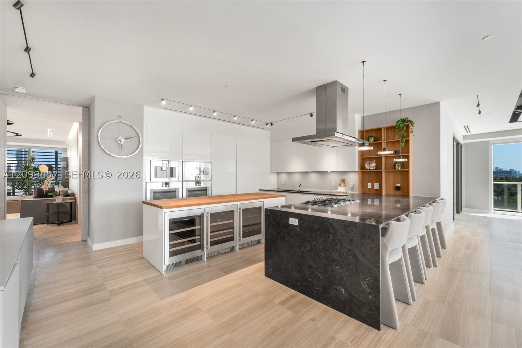 image Ritz-Carlton Residences Miami Beach8