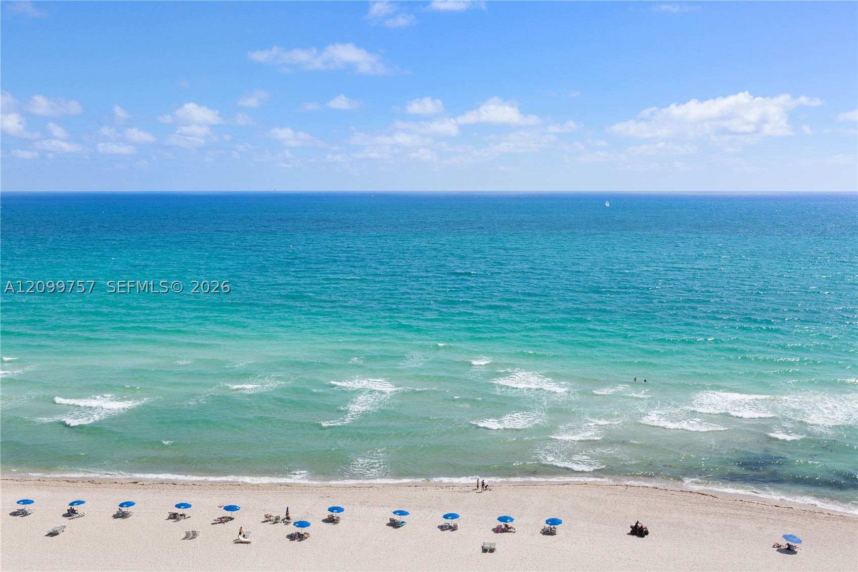 5555 Collins Ave #17J