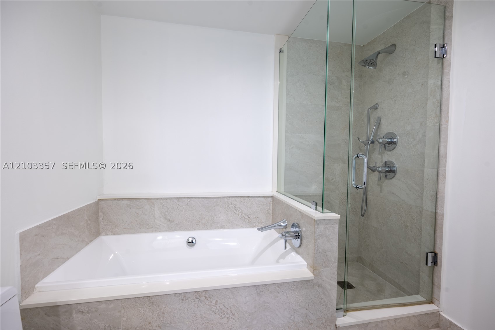 image Aria on the Bay22