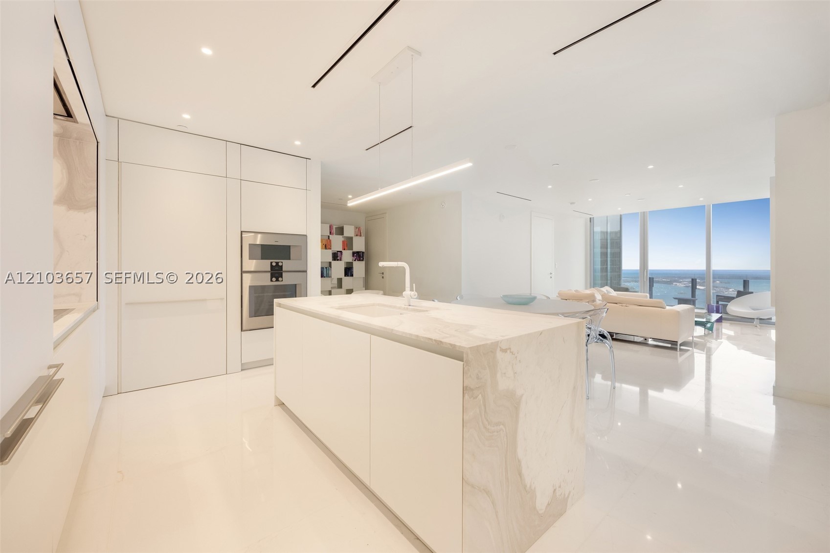 image Aston Martin Residences9
