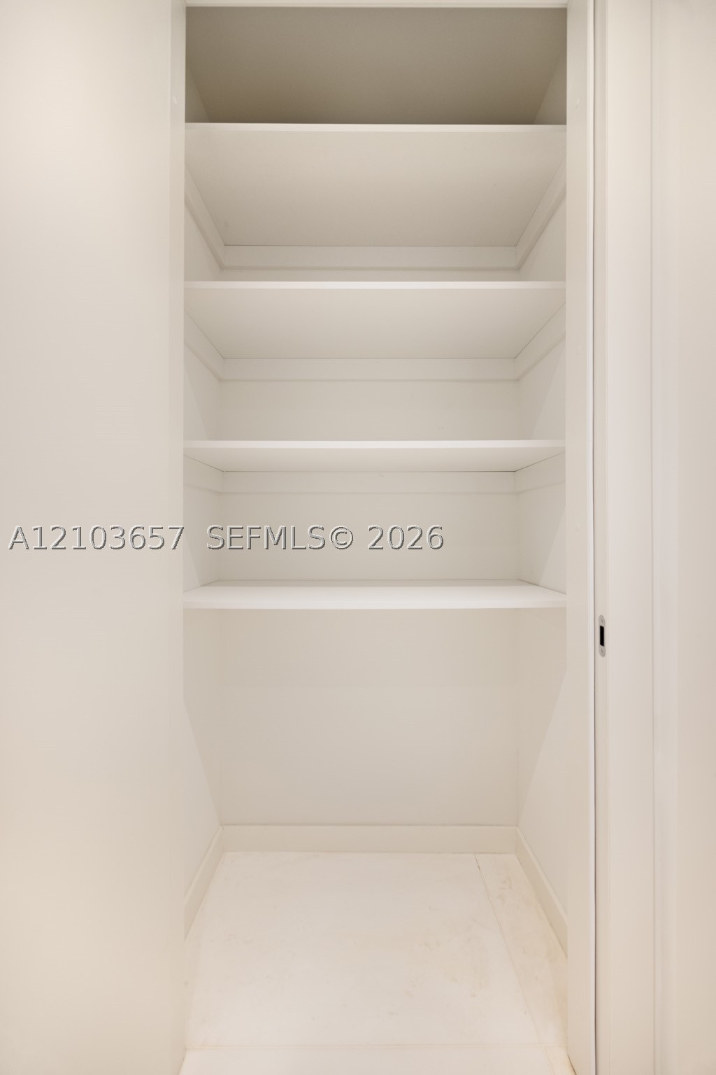 image Aston Martin Residences15