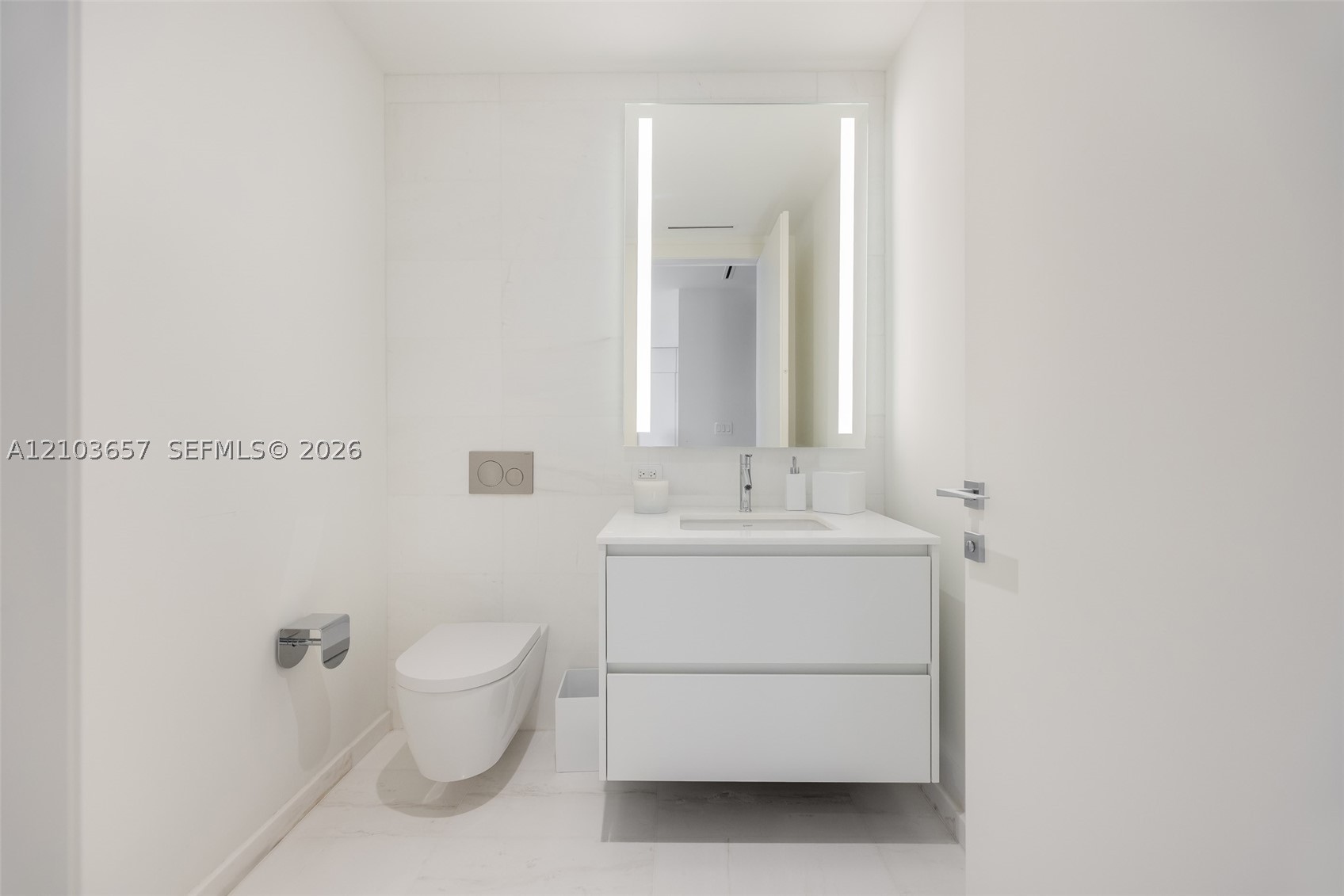 image Aston Martin Residences24