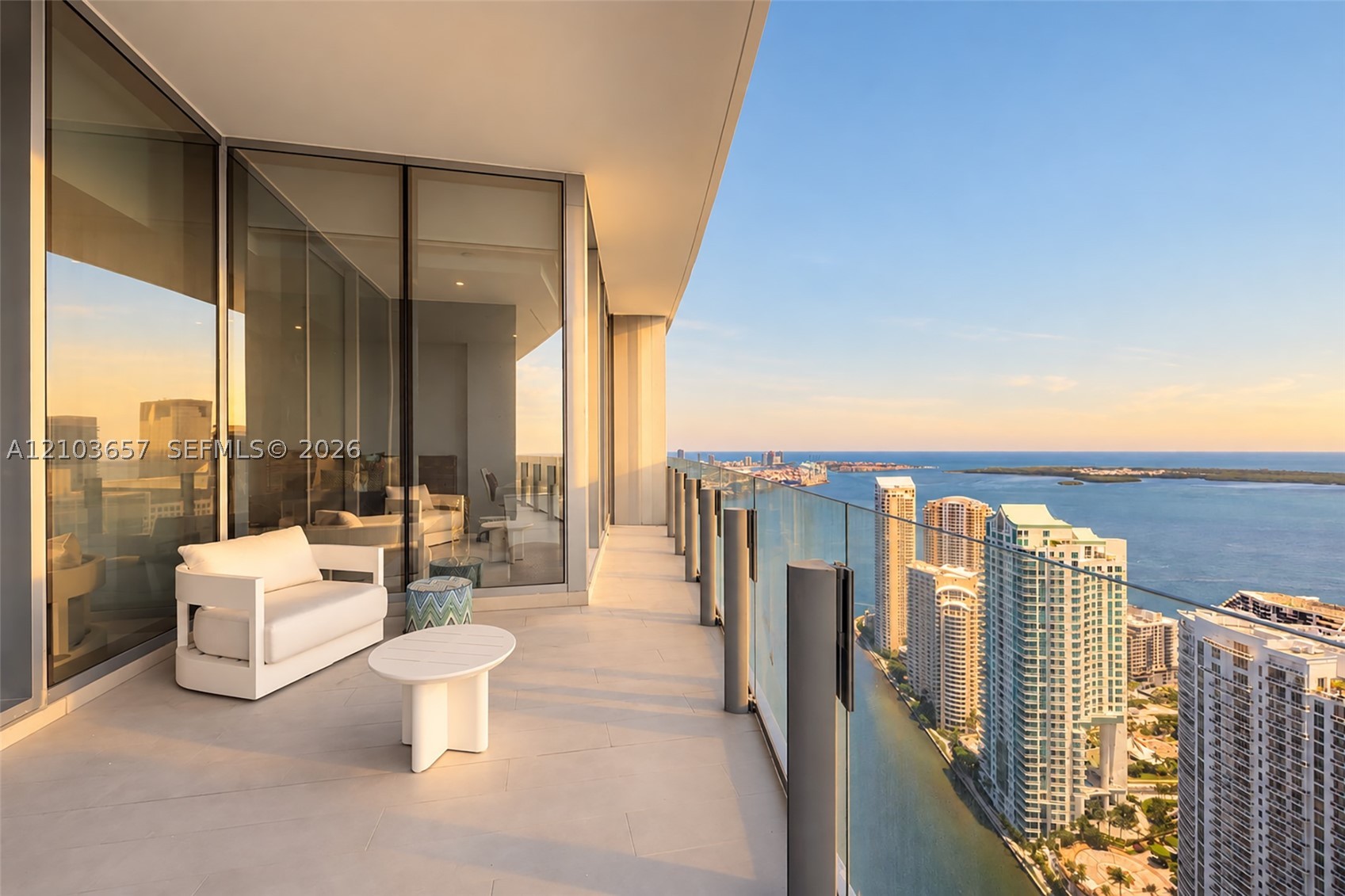 image Aston Martin Residences2