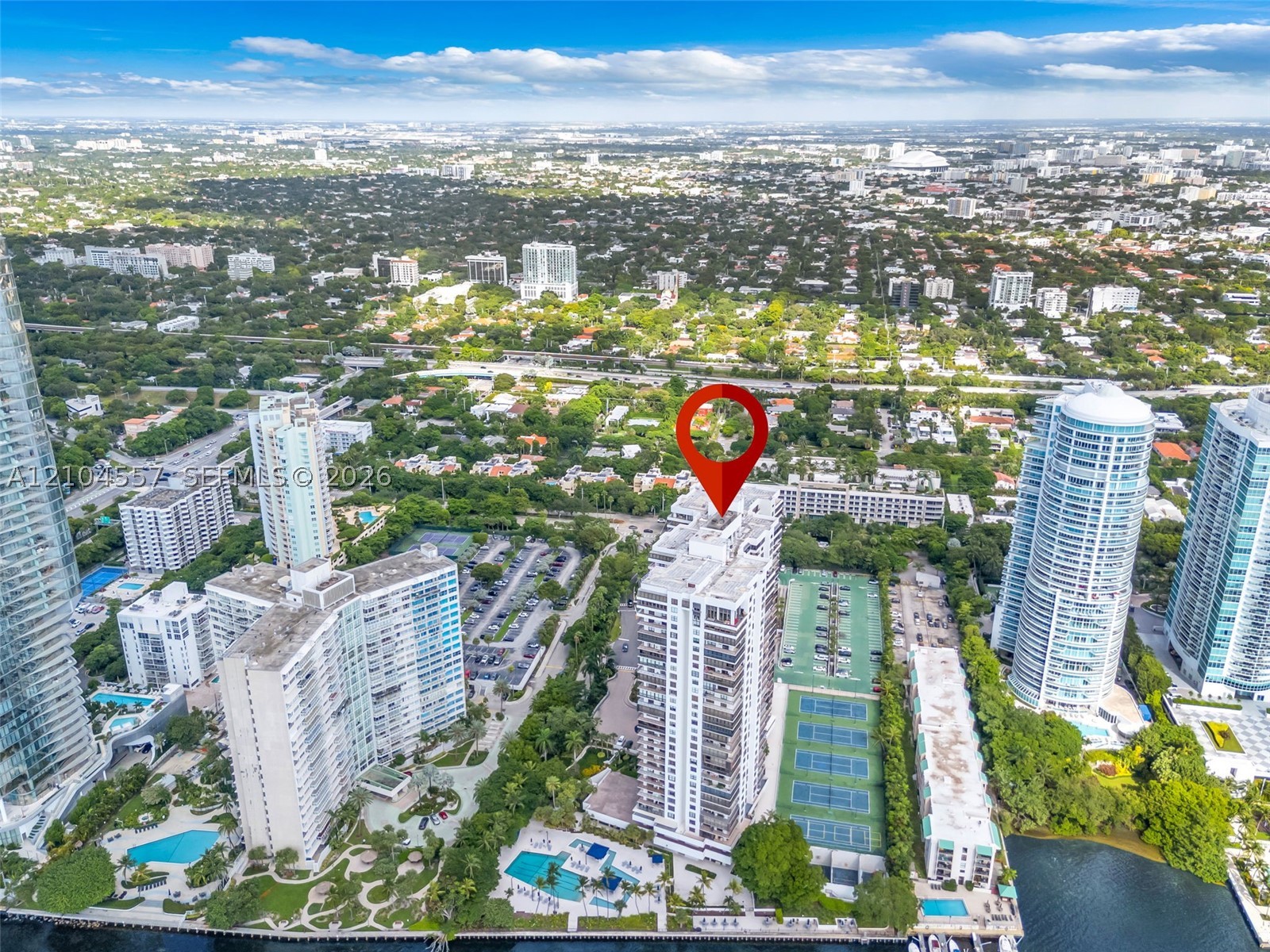 image Brickell Bay Club34
