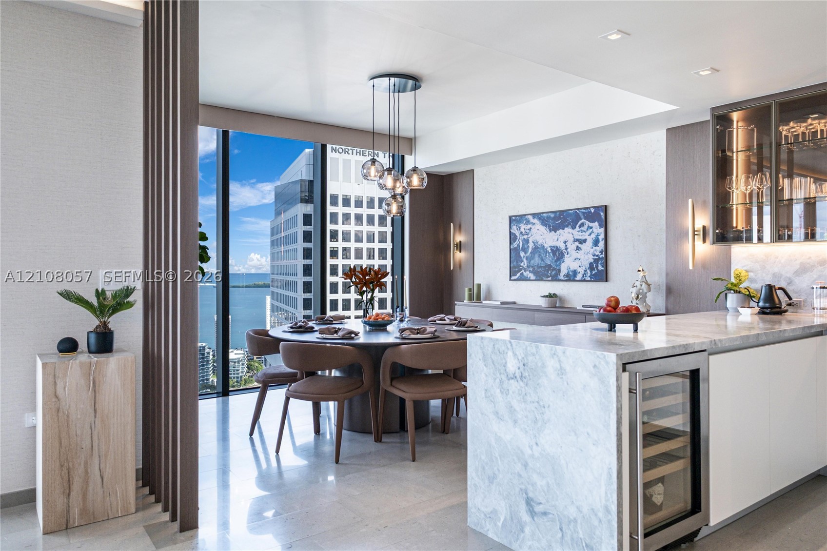 68 SE 6th St #3711 Miami, FL 33131