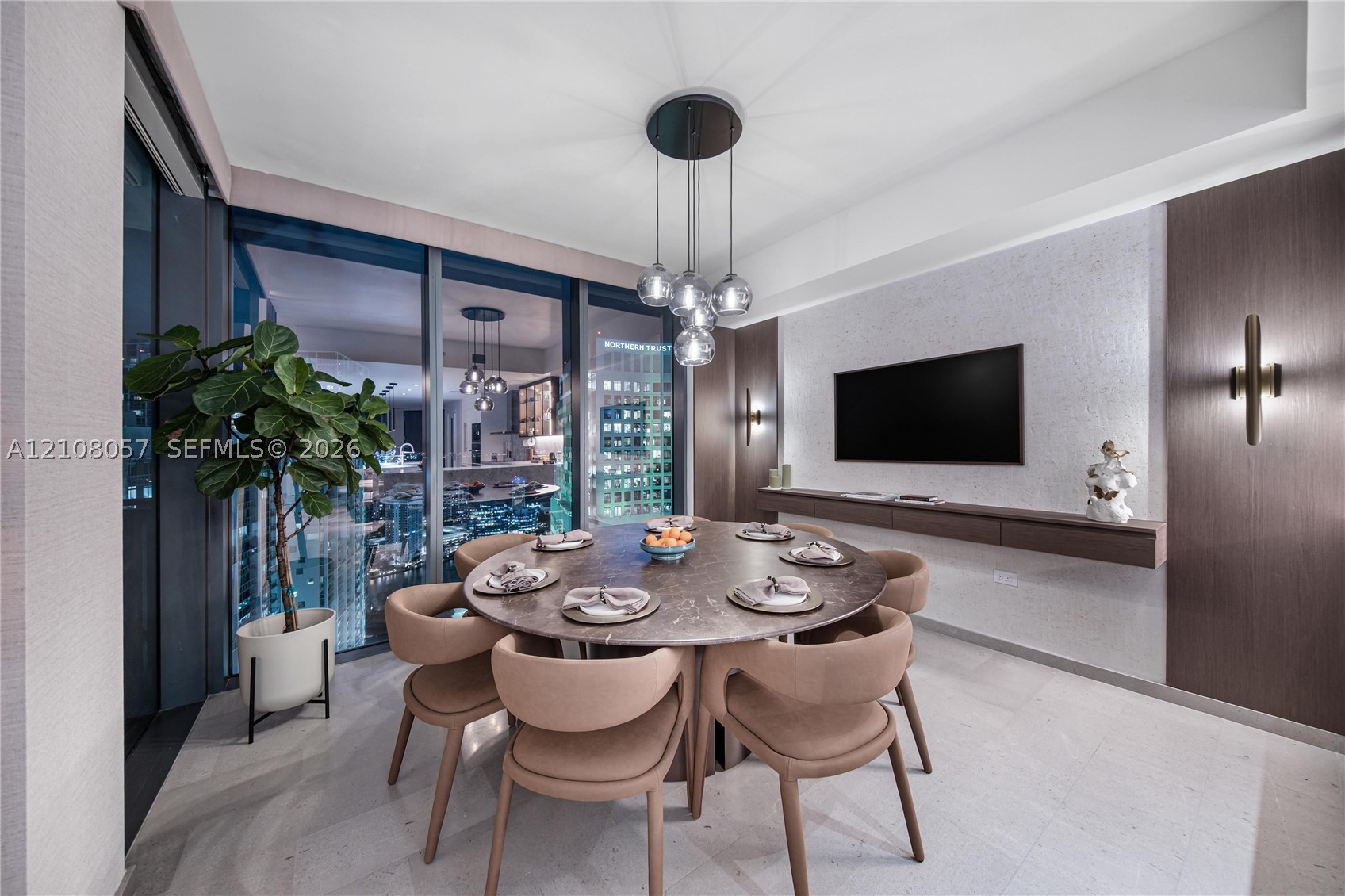 68 SE 6th St #3711 Miami, FL 33131