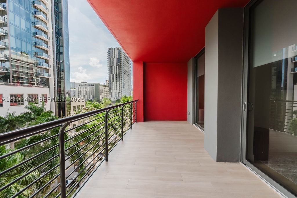 image The Standard Residences Midtown Miami18