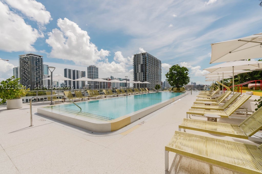 image The Standard Residences Midtown Miami19
