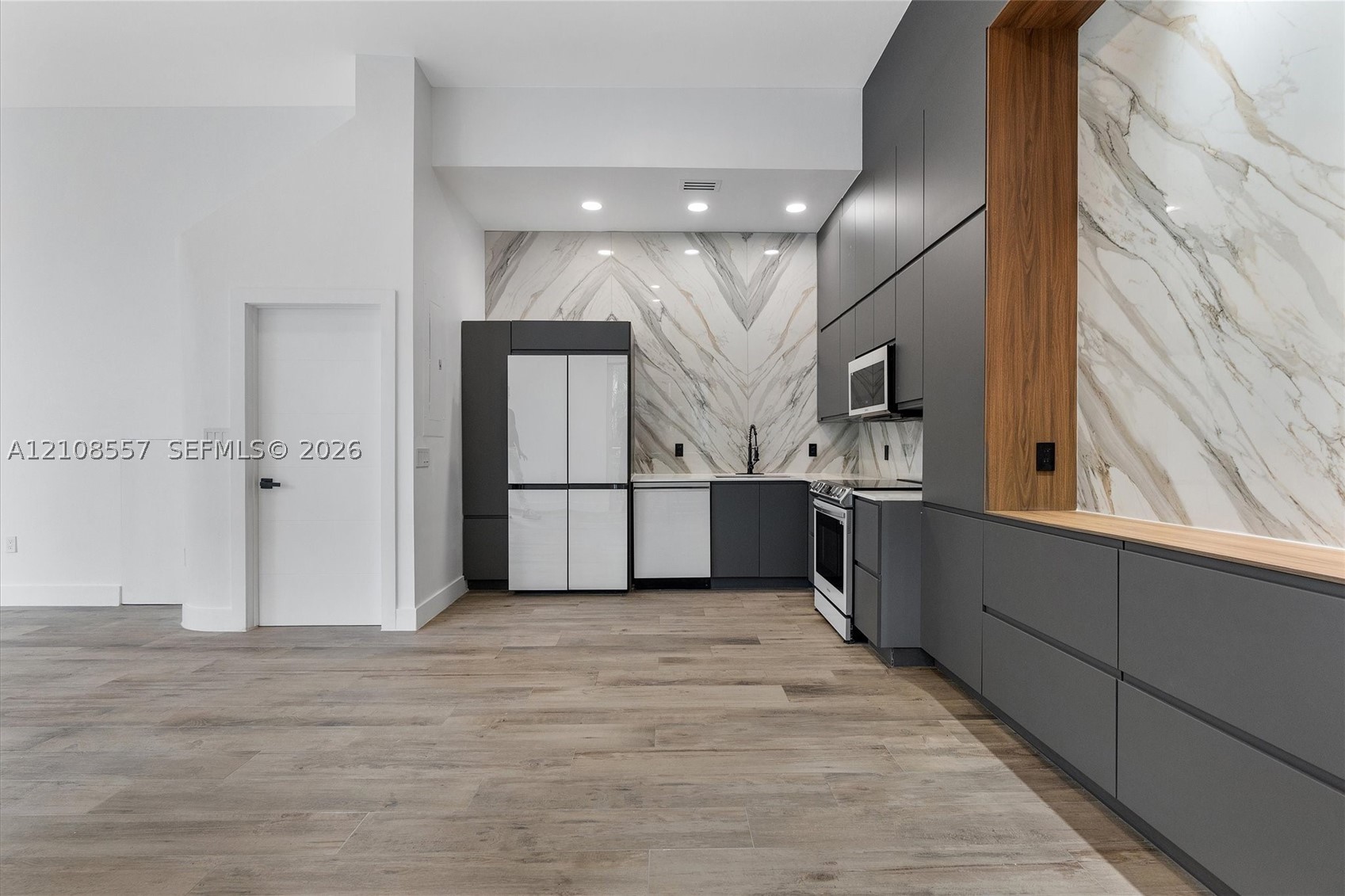 361 Jefferson Ave #1 Miami Beach, FL 33139