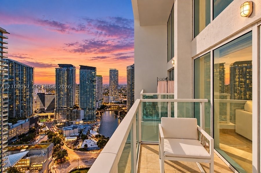 image Brickell on the River South21