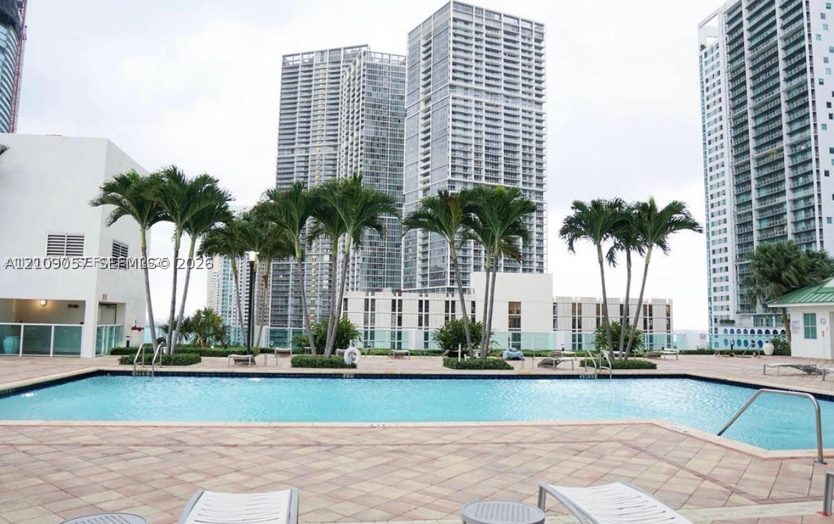 image Brickell on the River South34
