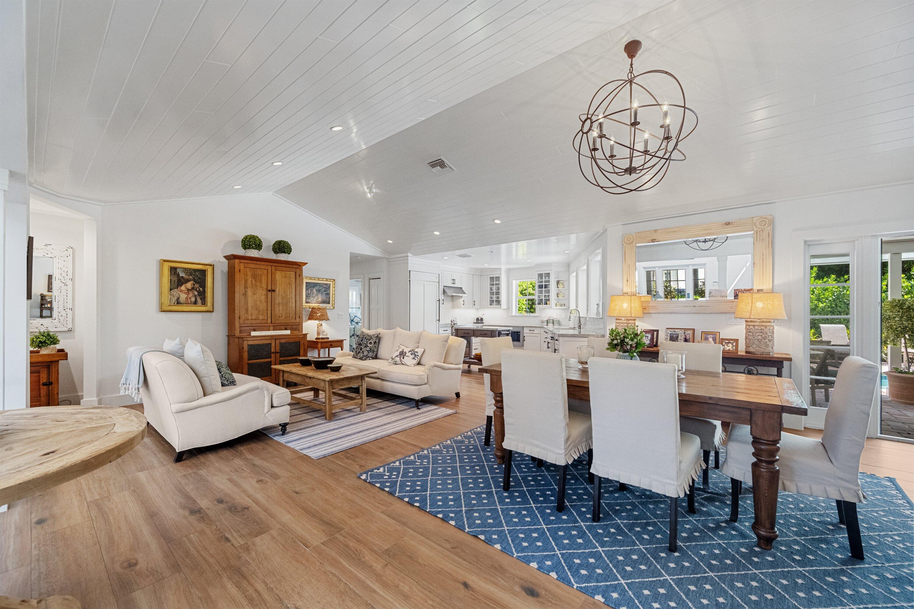 60 Colony Jupiter Inlet Colony, FL 33469