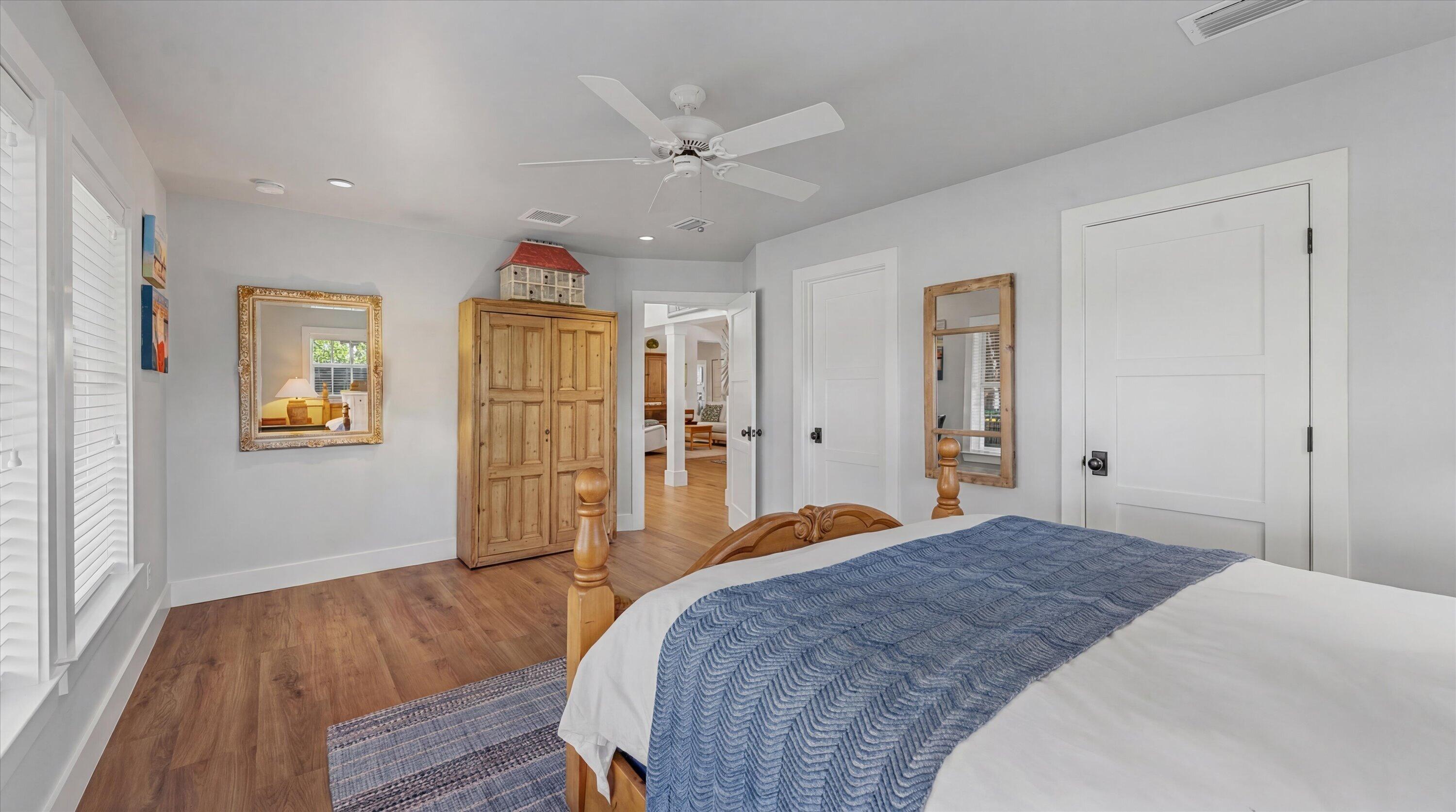 60 Colony Jupiter Inlet Colony, FL 33469