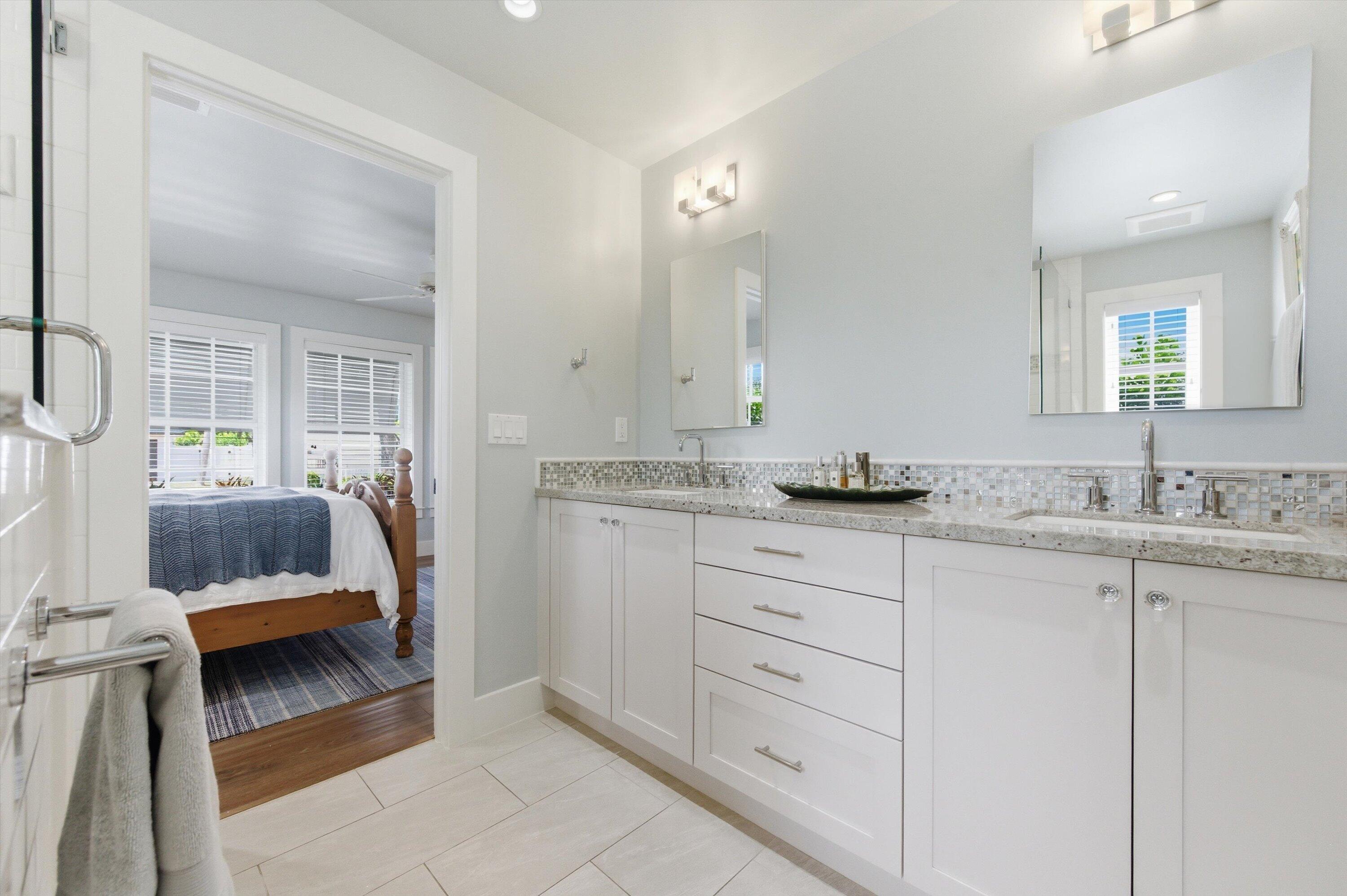 60 Colony Jupiter Inlet Colony, FL 33469