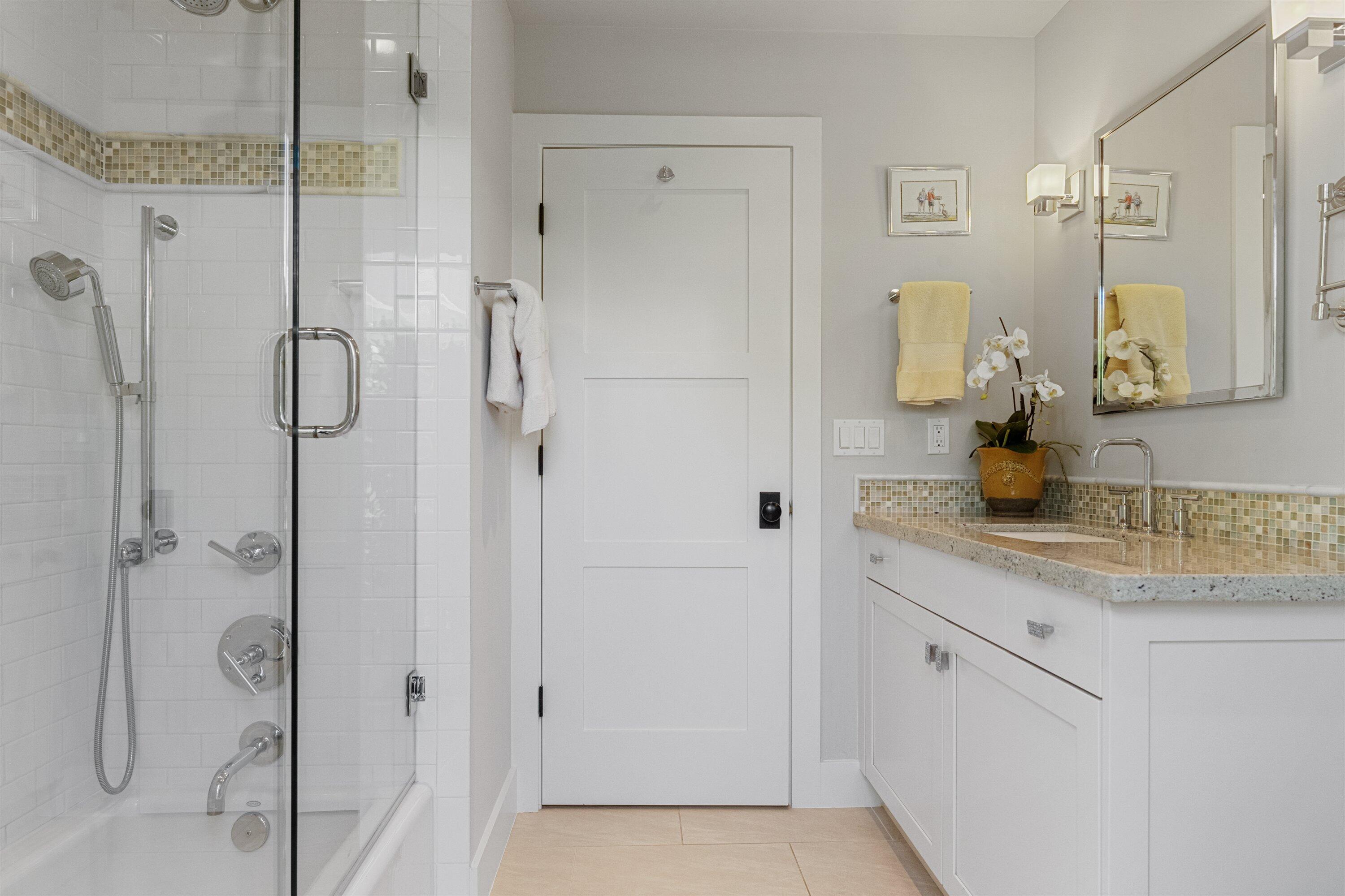 60 Colony Jupiter Inlet Colony, FL 33469