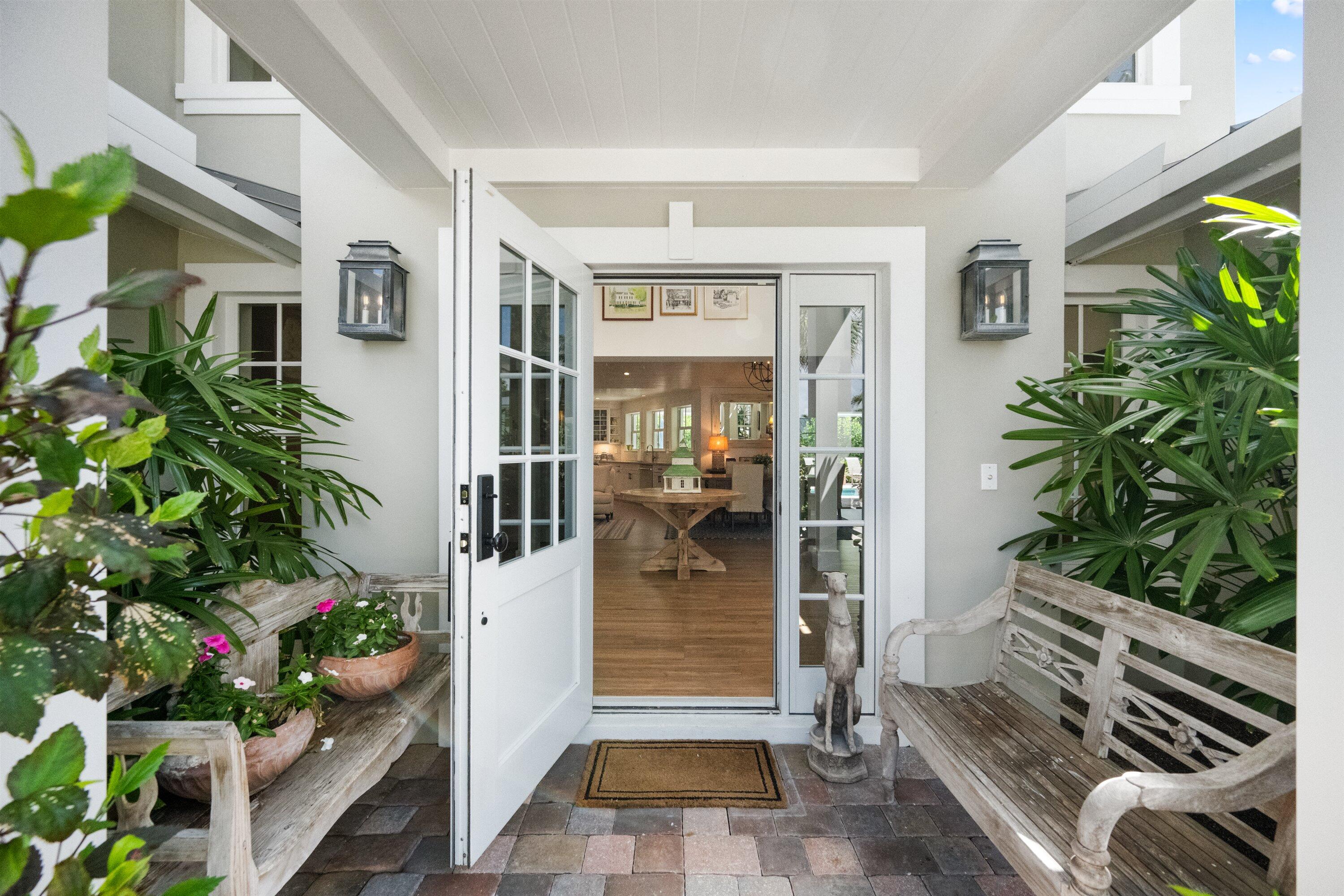 60 Colony Jupiter Inlet Colony, FL 33469