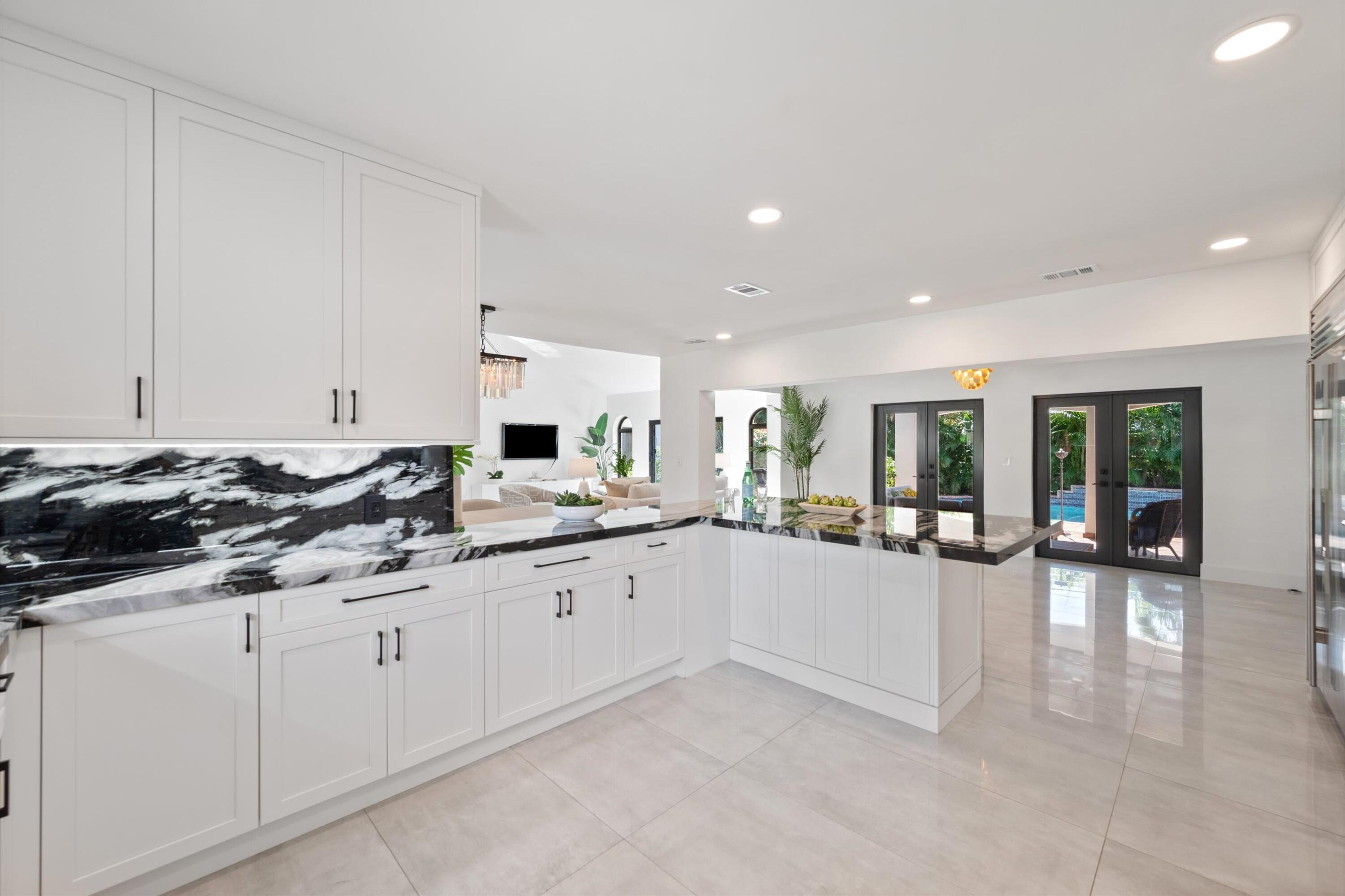 2600 Yacht Clb Fort Lauderdale, FL 33304