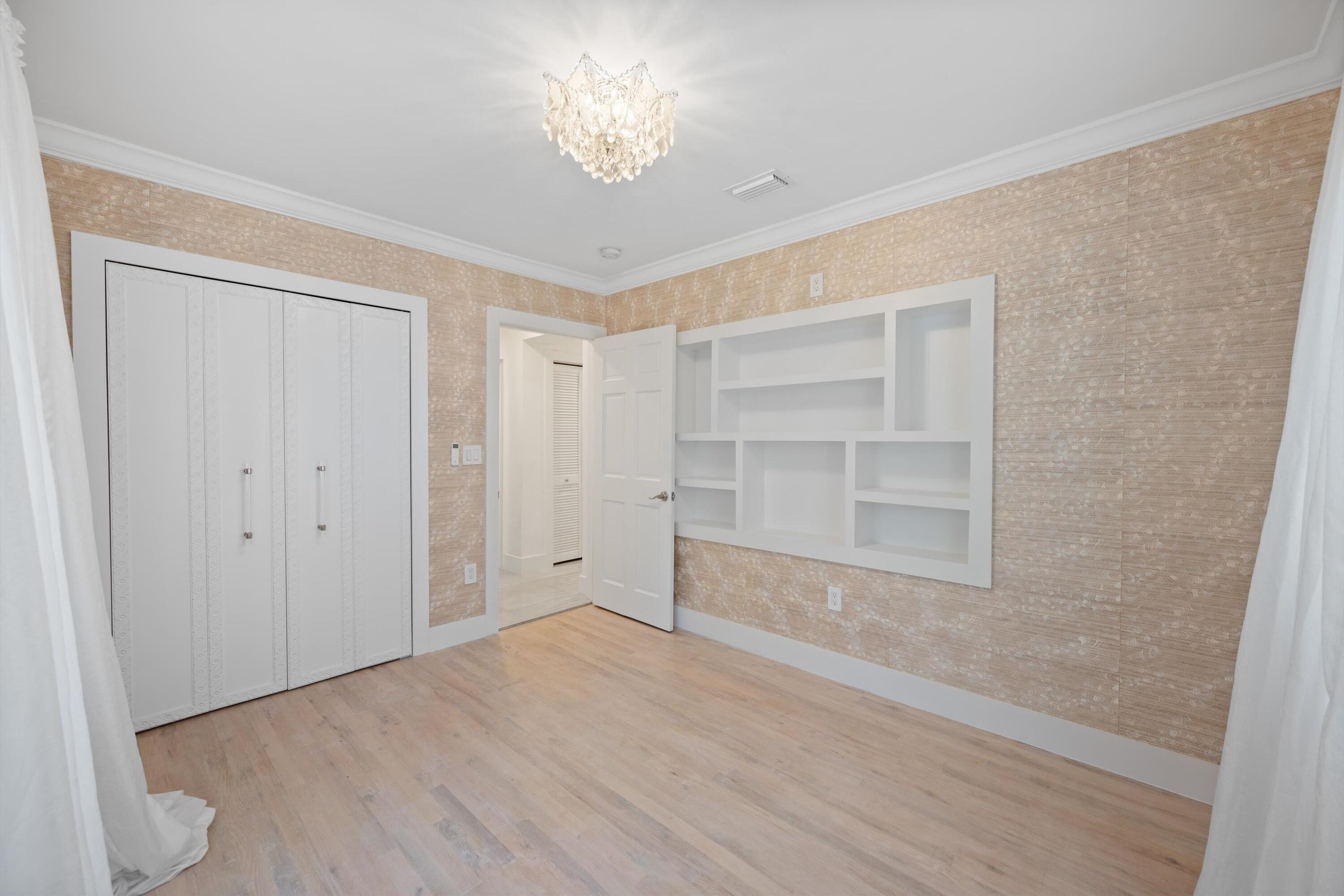 2600 Yacht Clb Fort Lauderdale, FL 33304