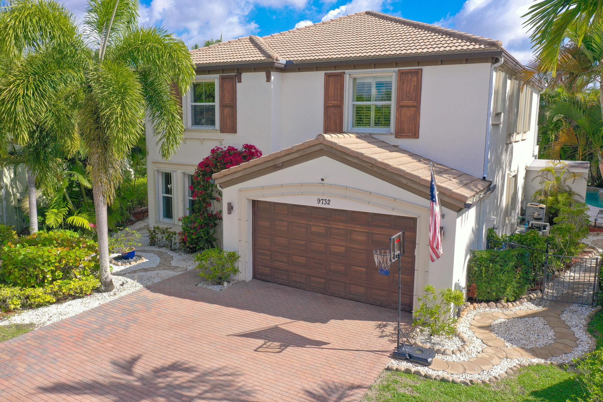 9732 Phipps Wellington, FL 33414