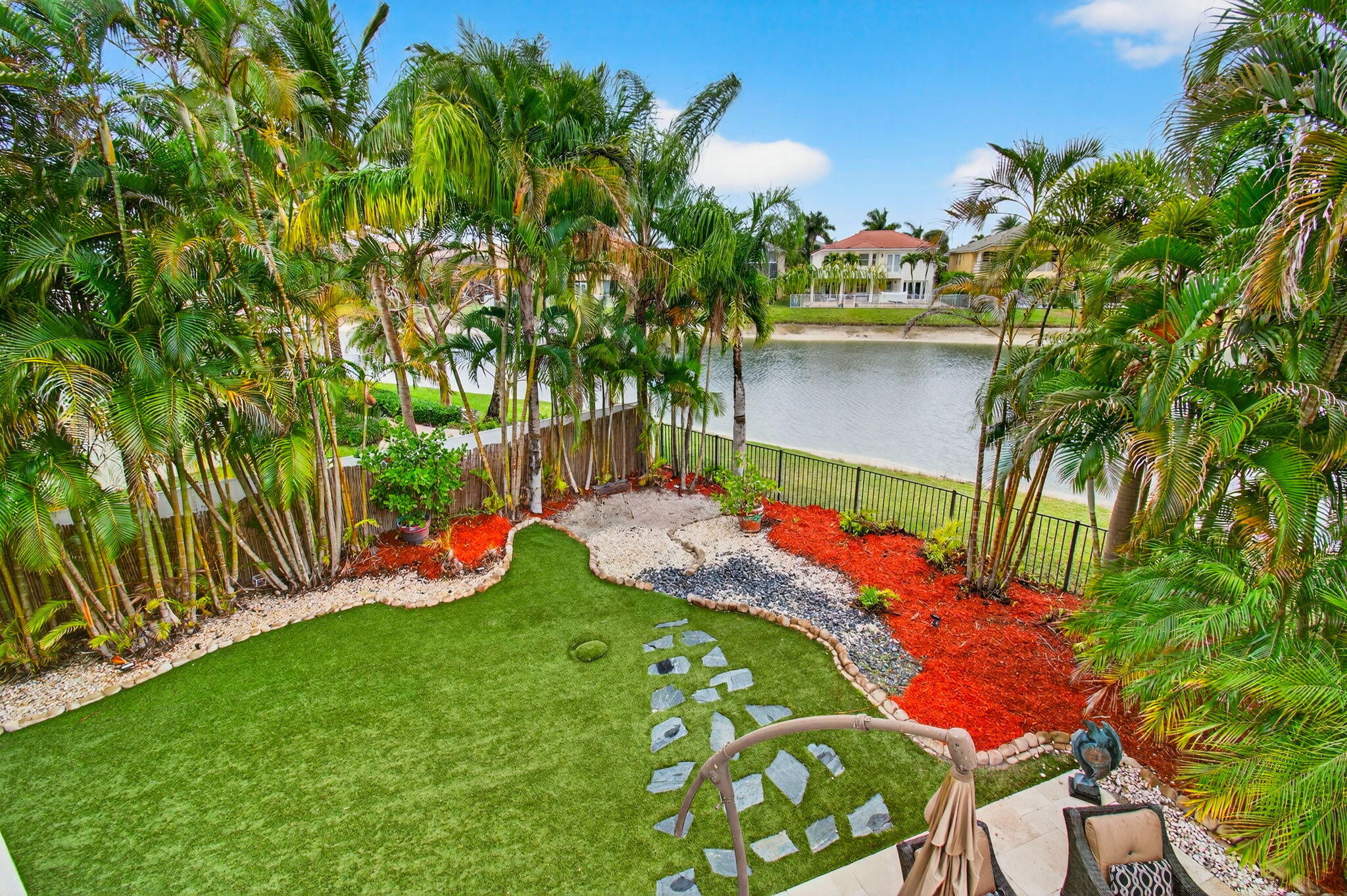 9732 Phipps Wellington, FL 33414