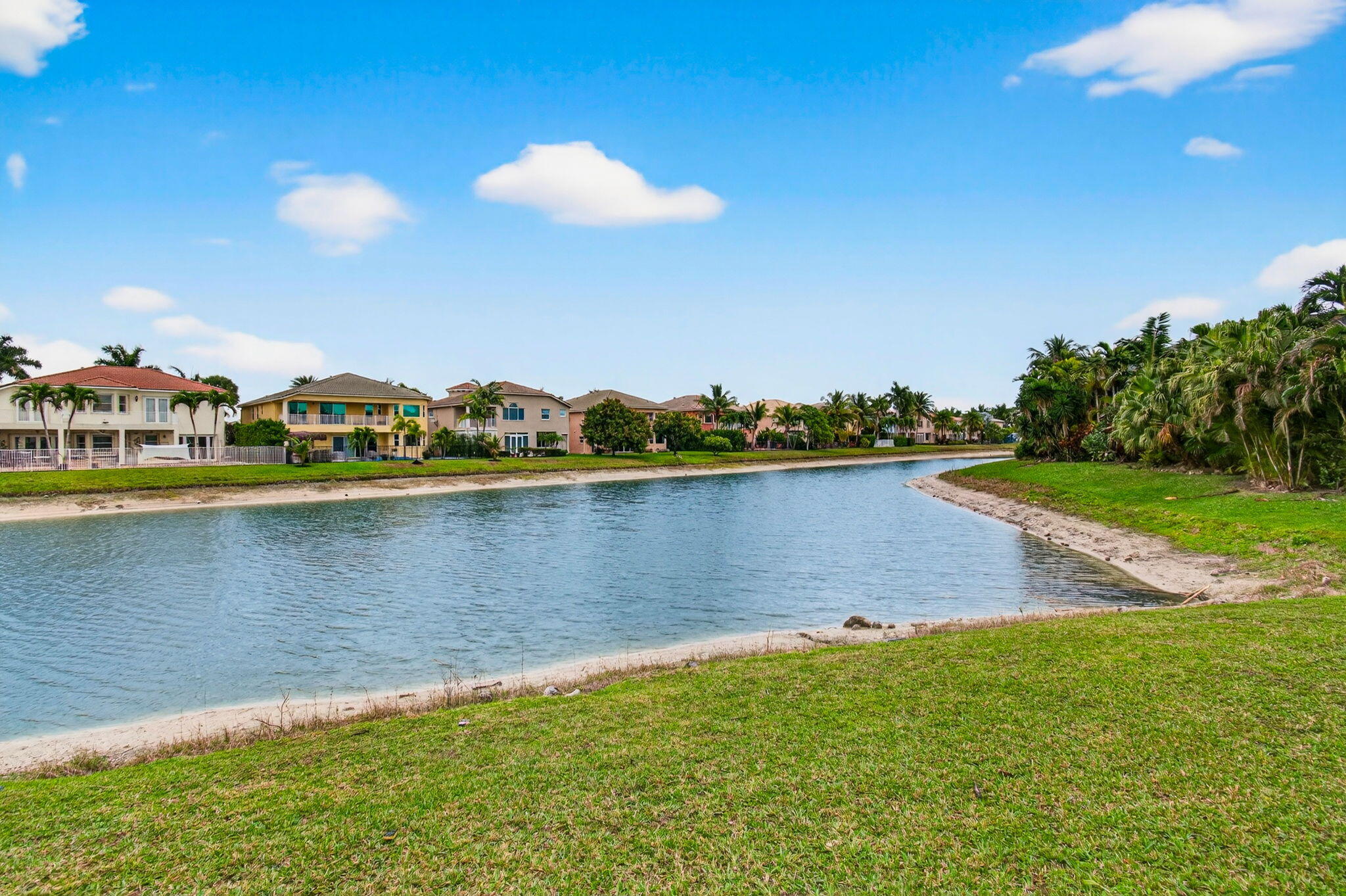 9732 Phipps Wellington, FL 33414