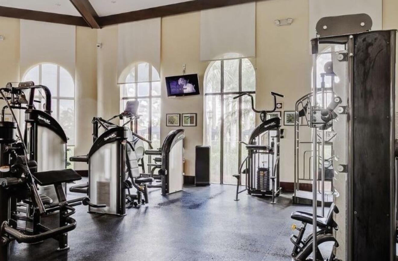 9732 Phipps Wellington, FL 33414