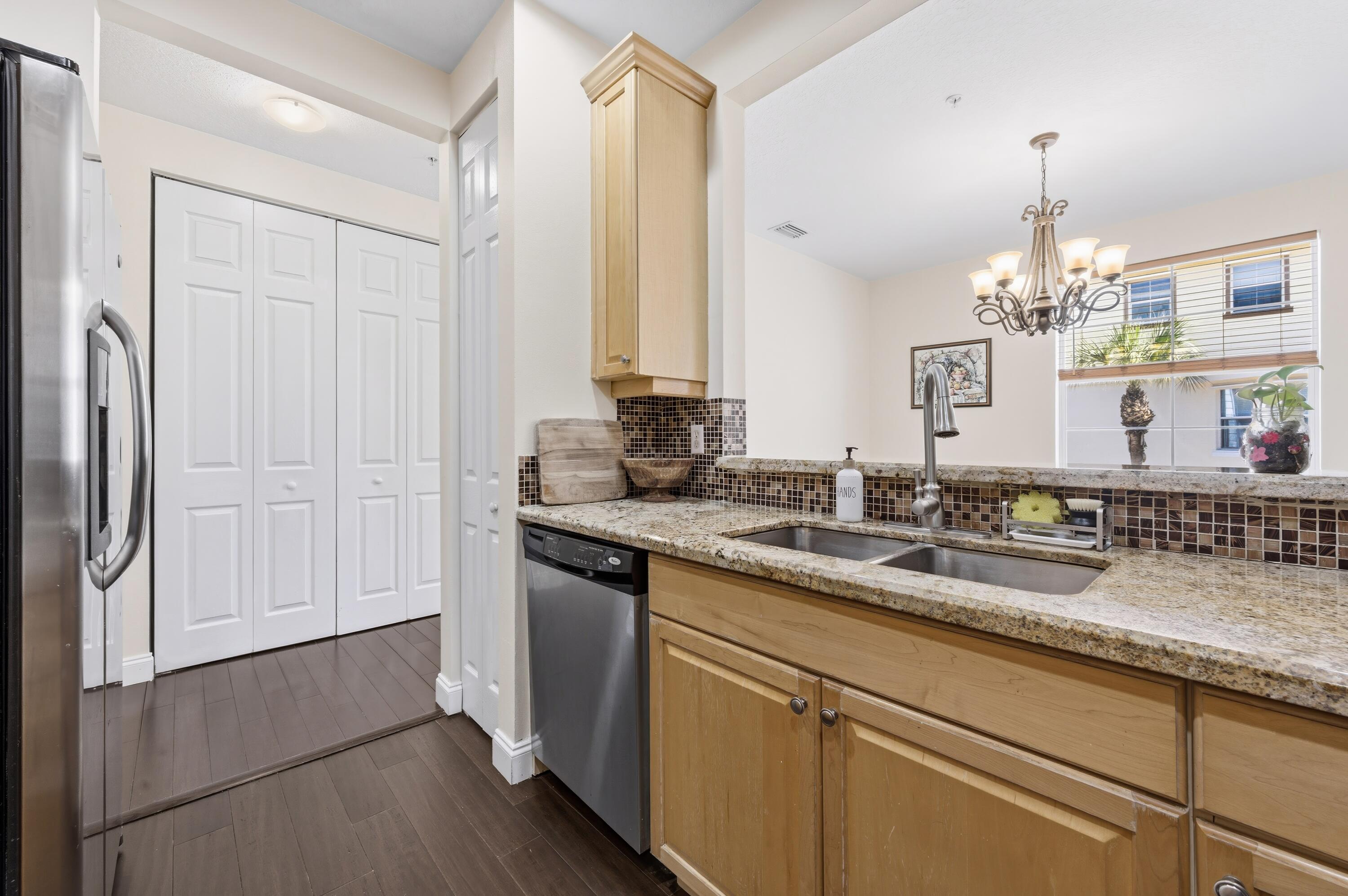 1594 Grande Cull Jupiter, FL 33458