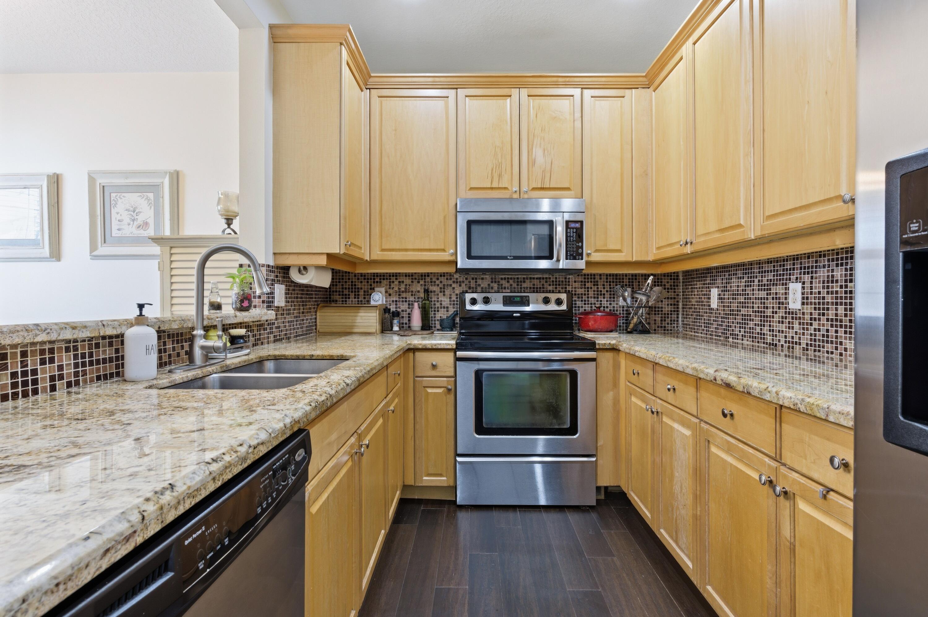 1594 Grande Cull Jupiter, FL 33458