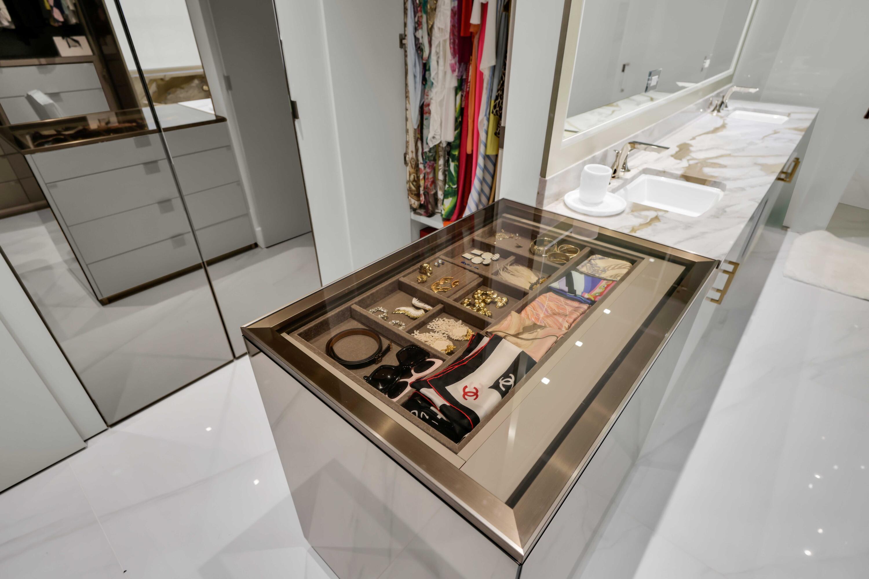 5501 S Flagler West Palm Beach, FL 33405