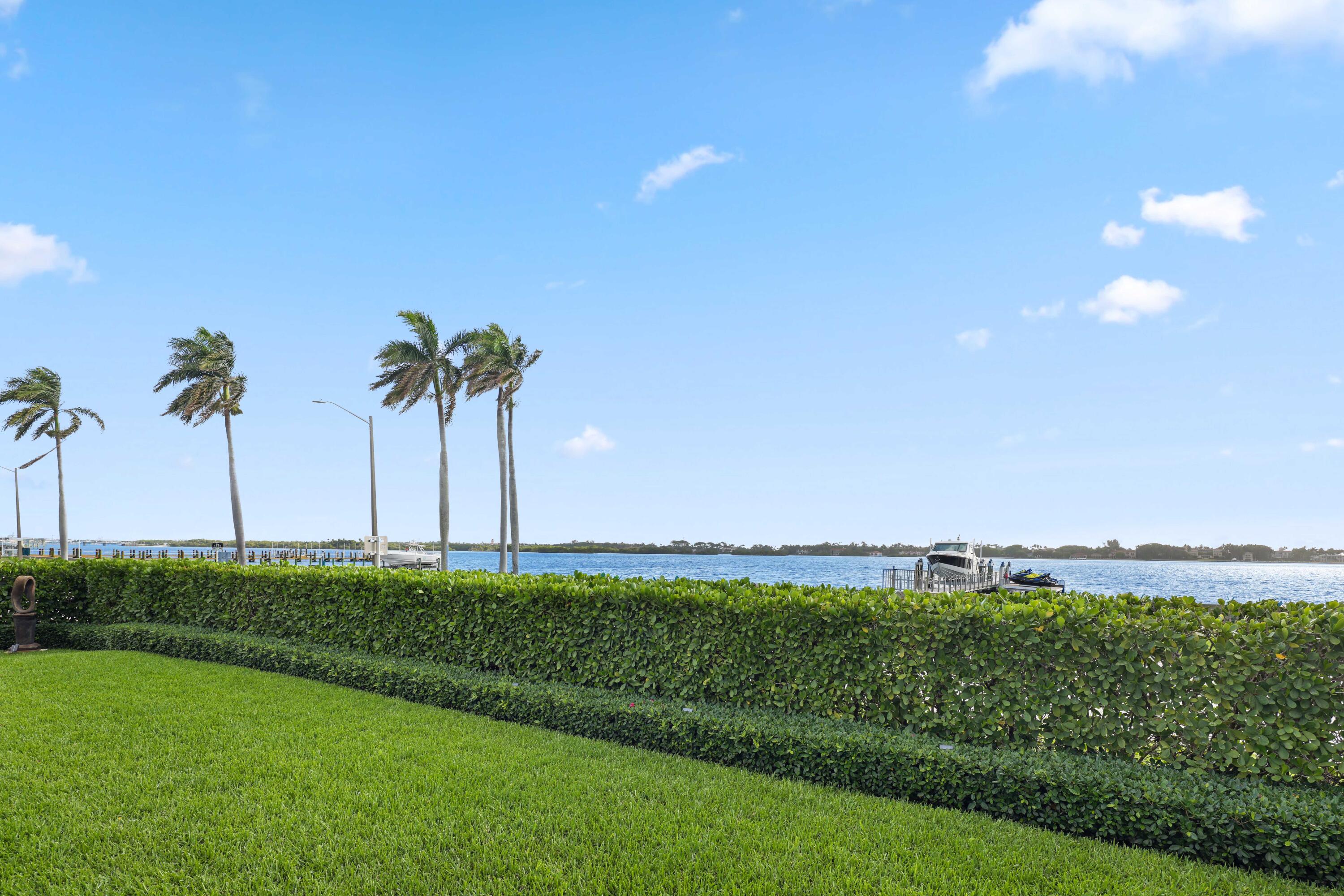 5501 S Flagler West Palm Beach, FL 33405