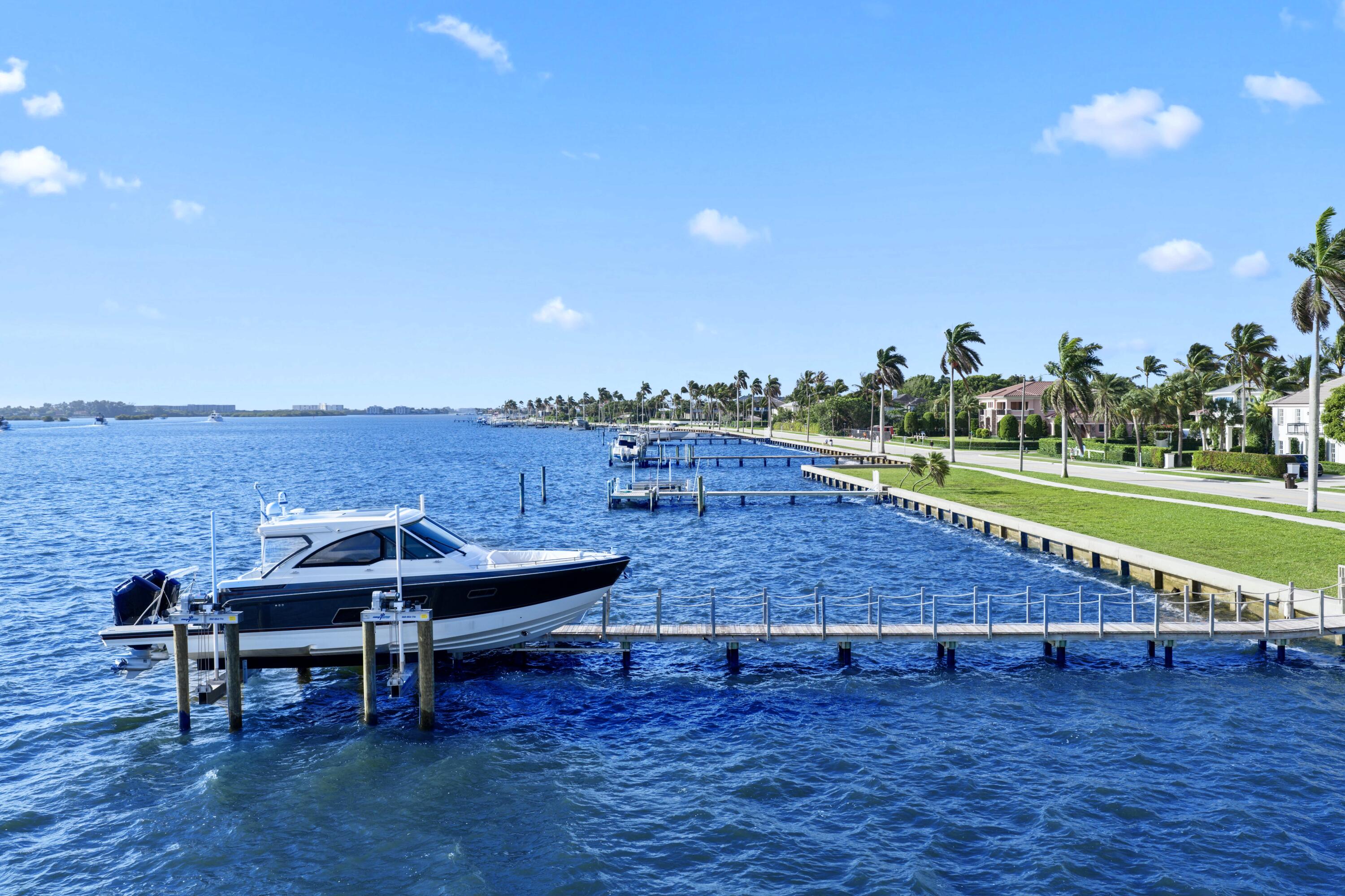 5501 S Flagler West Palm Beach, FL 33405