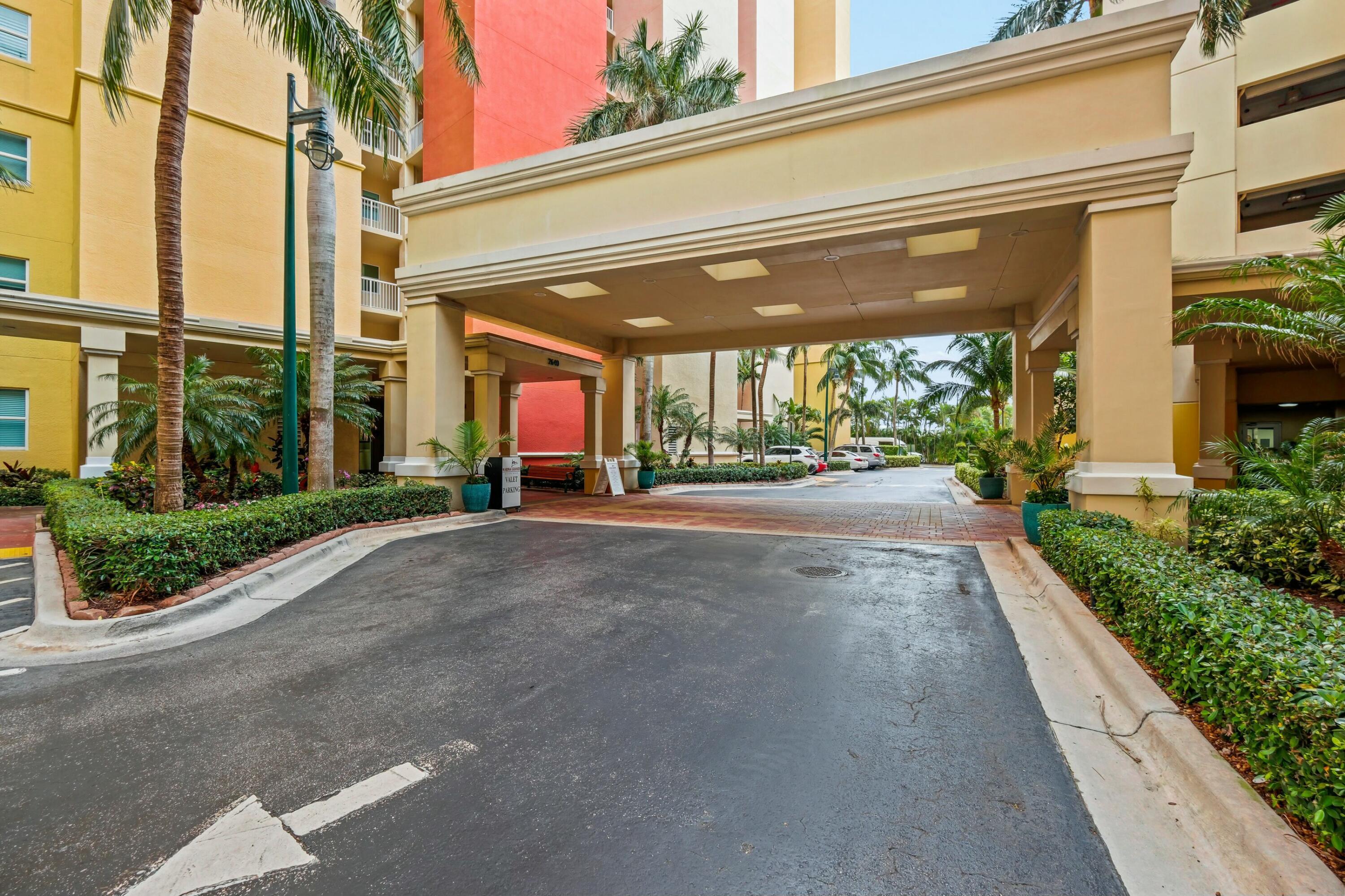 2640 Lake Shr #1710 Riviera Beach, FL 33404