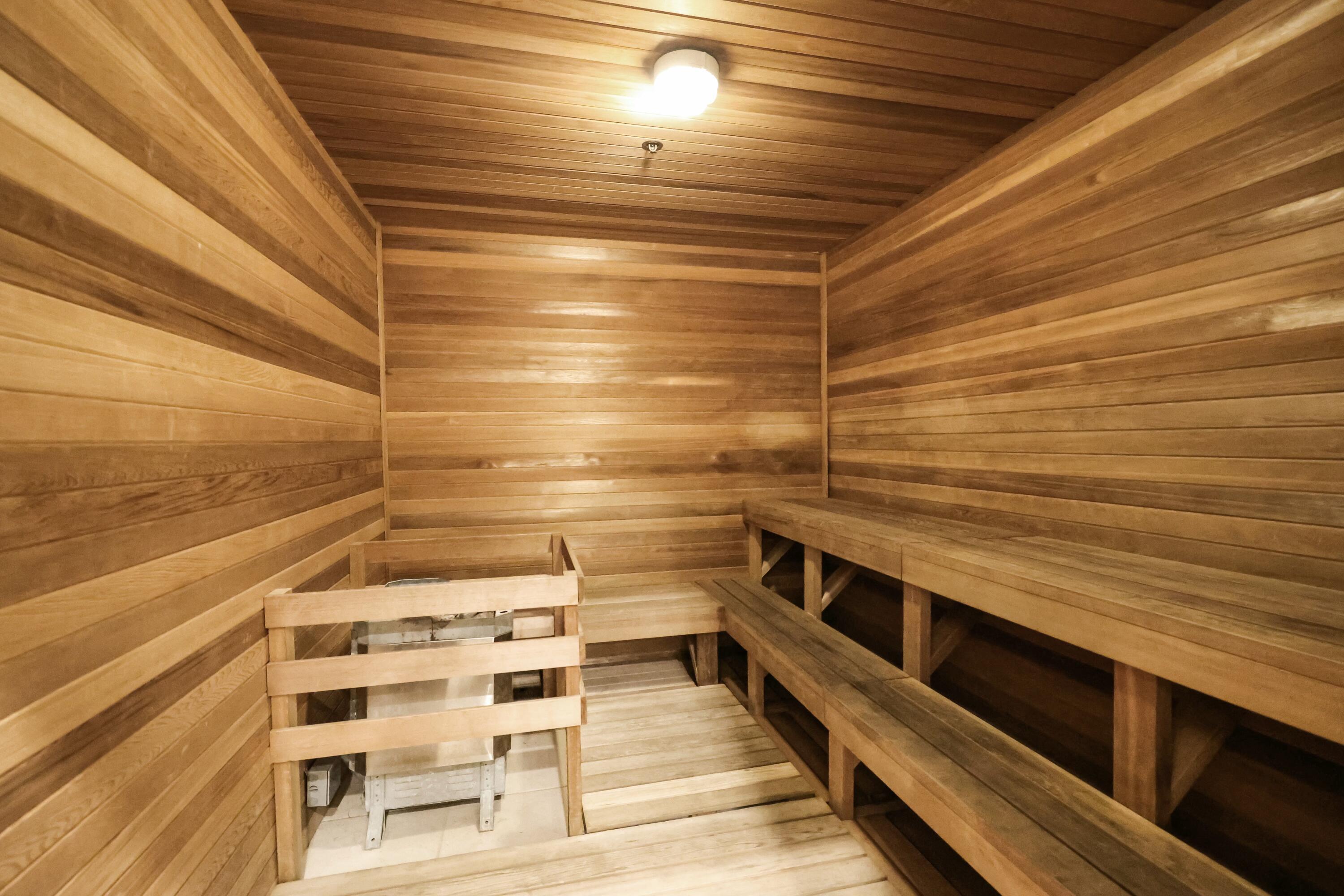 2640 Lake Shr #1710 Riviera Beach, FL 33404