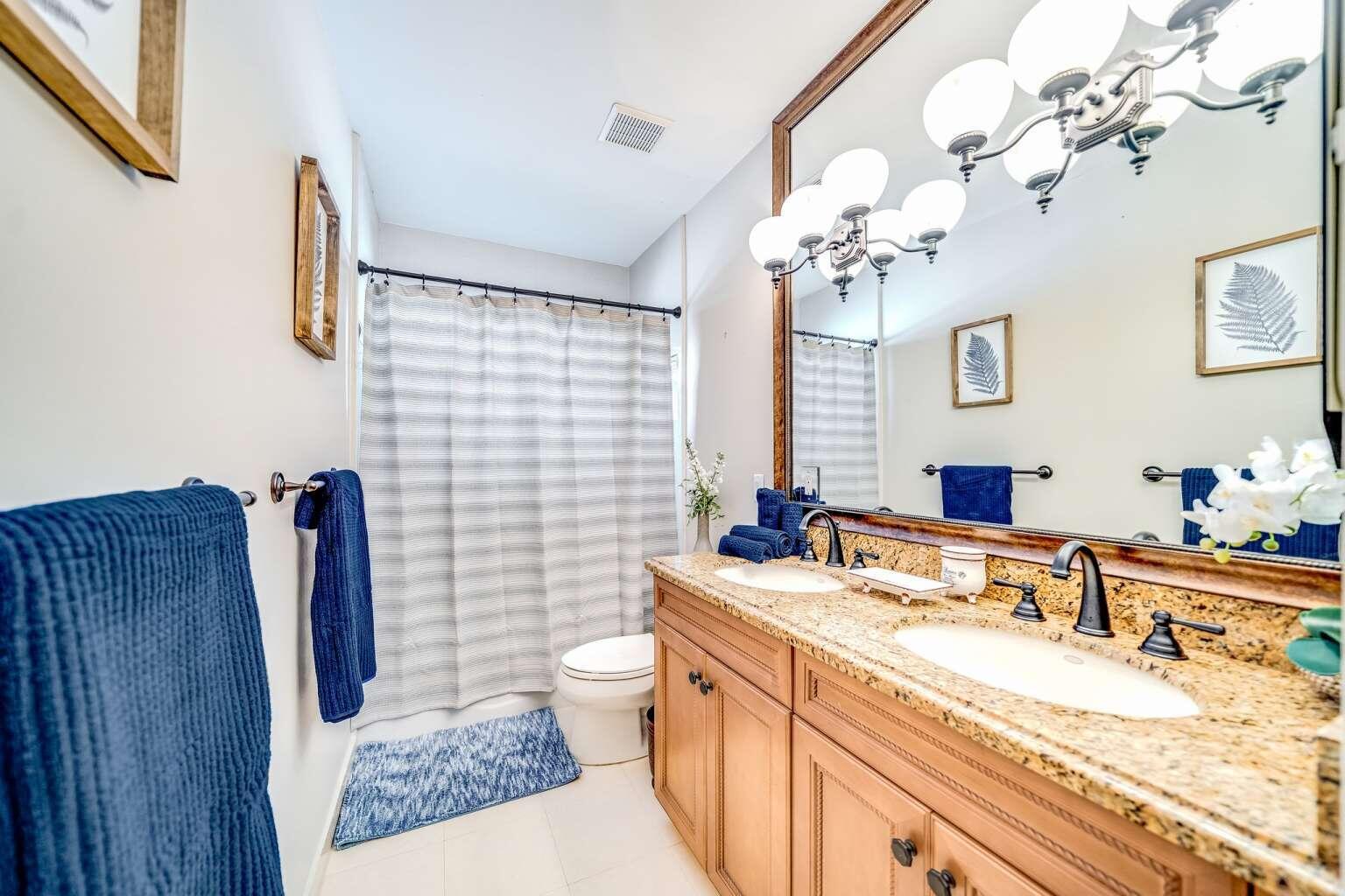512 NE 12th Fort Lauderdale, FL 33301