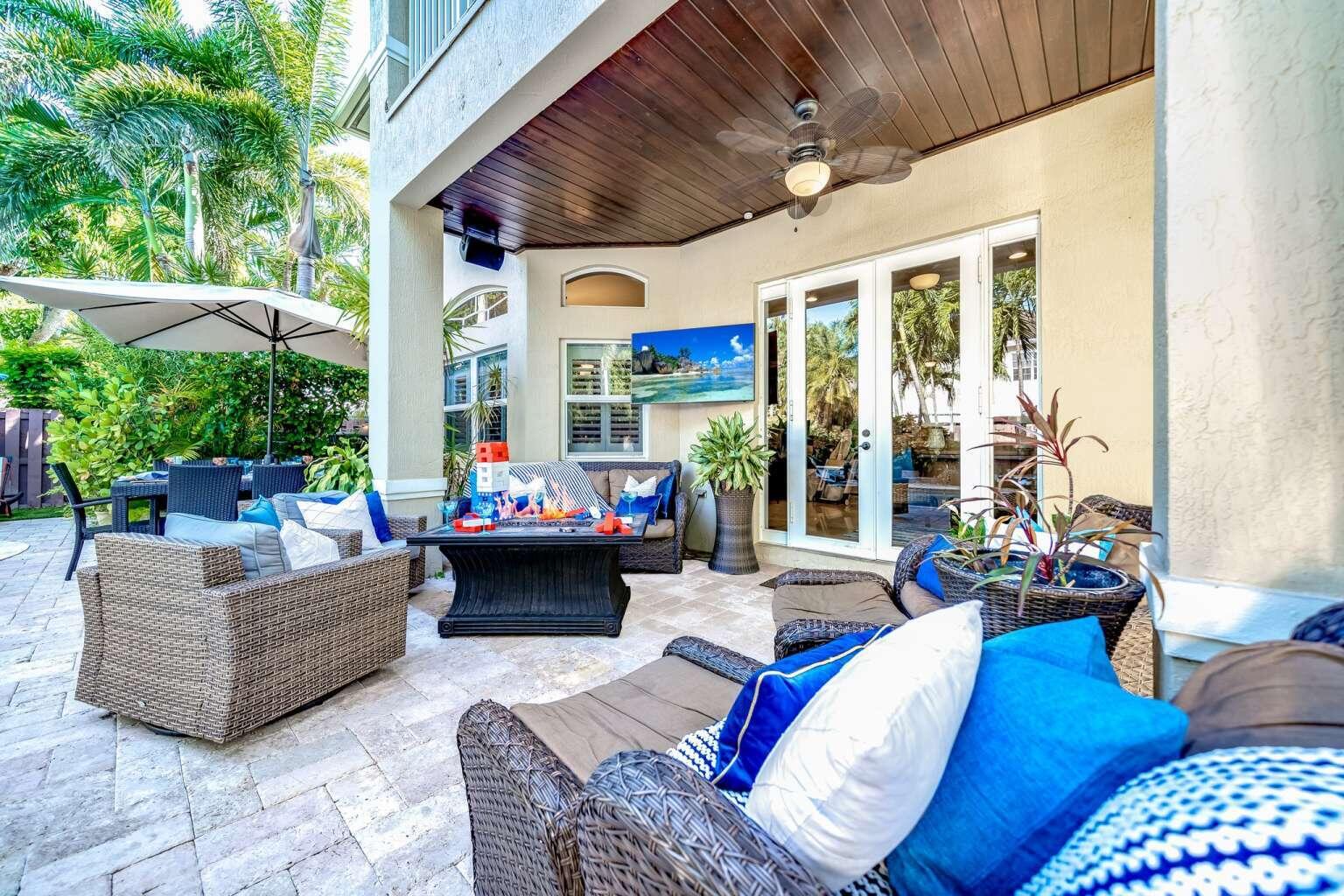 512 NE 12th Fort Lauderdale, FL 33301