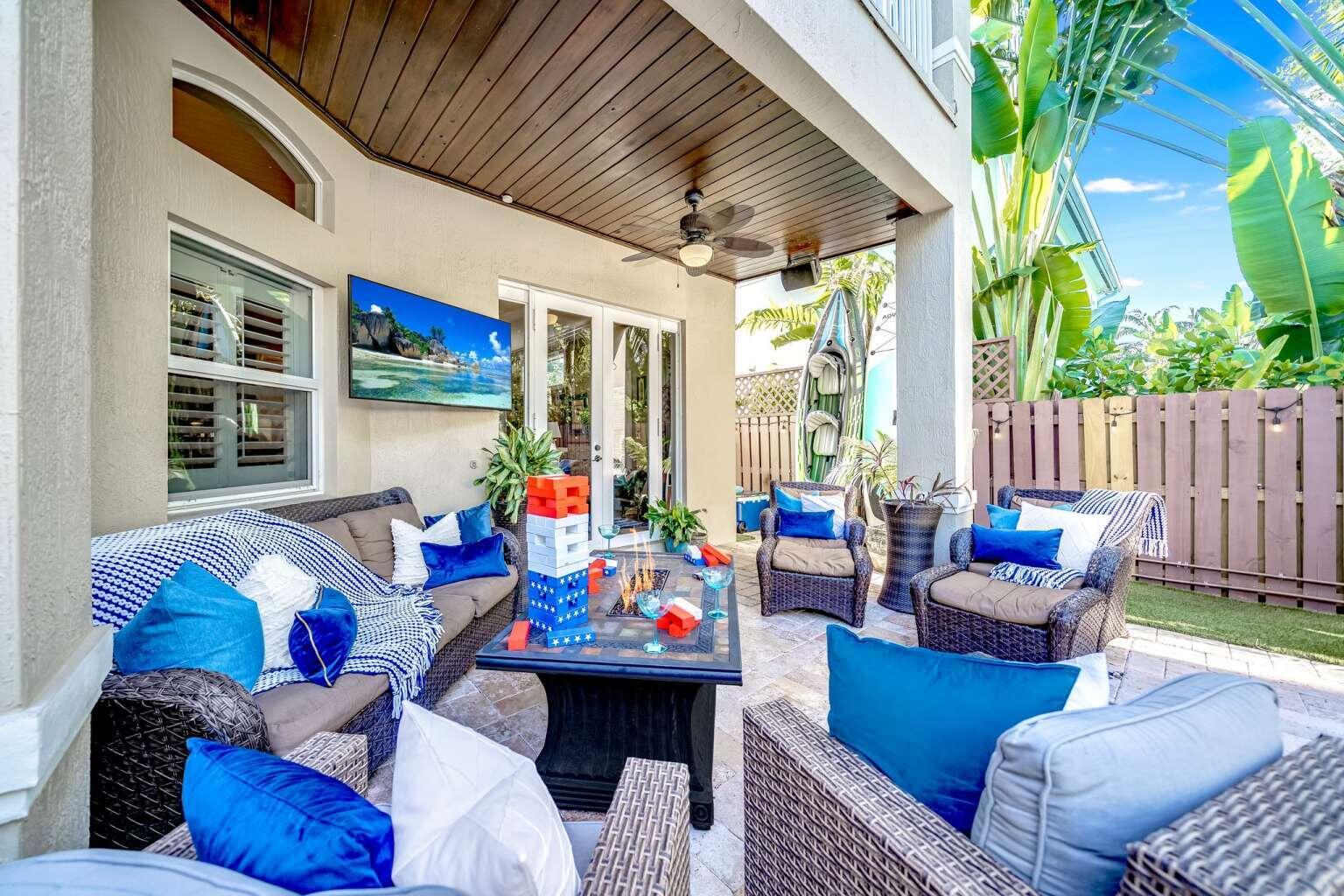 512 NE 12th Fort Lauderdale, FL 33301
